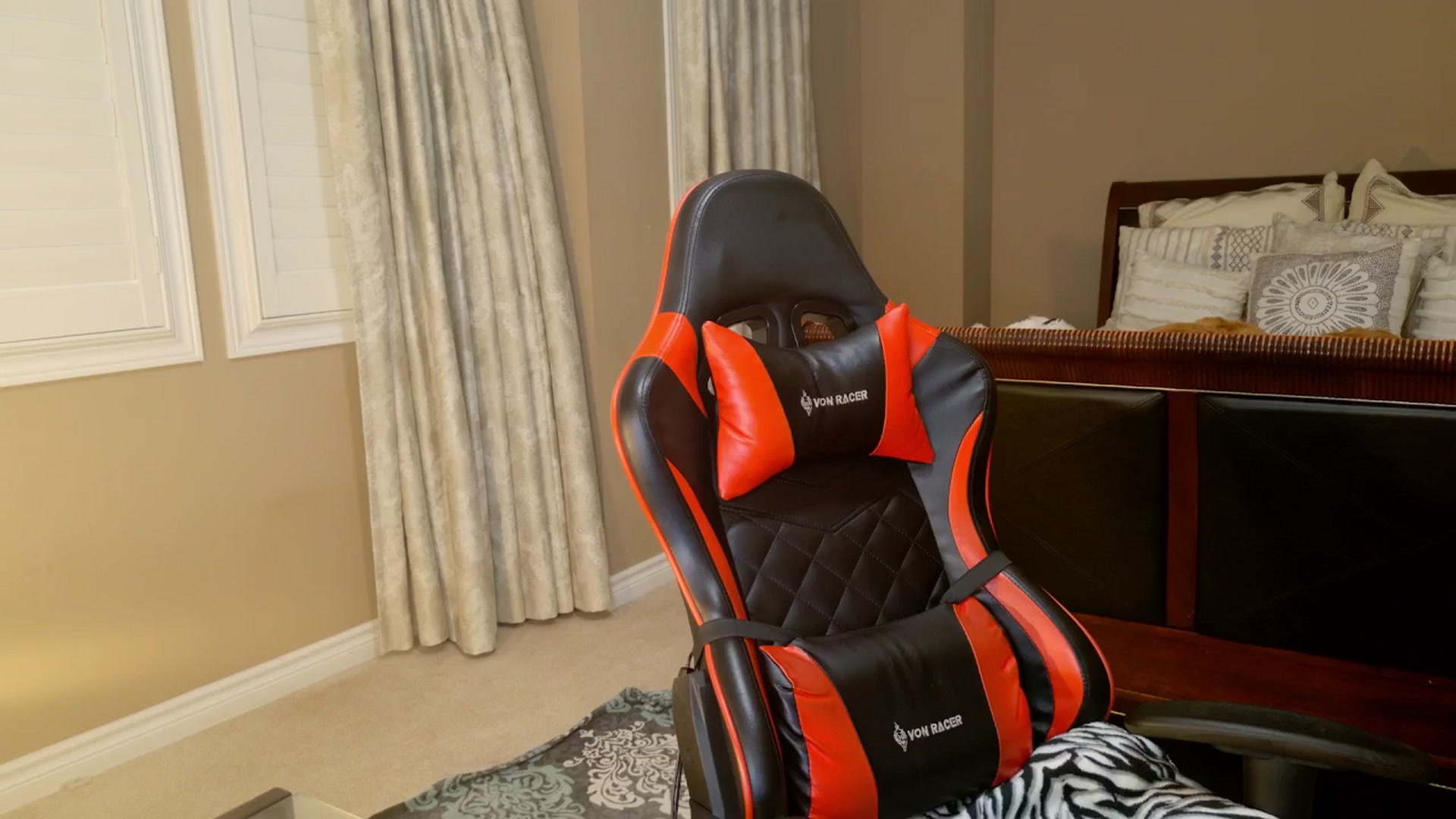 Gallery image thumbnail from MsWetsversary's myfreecams stream on, 11/09/2025, 24:59 image 8 of 20