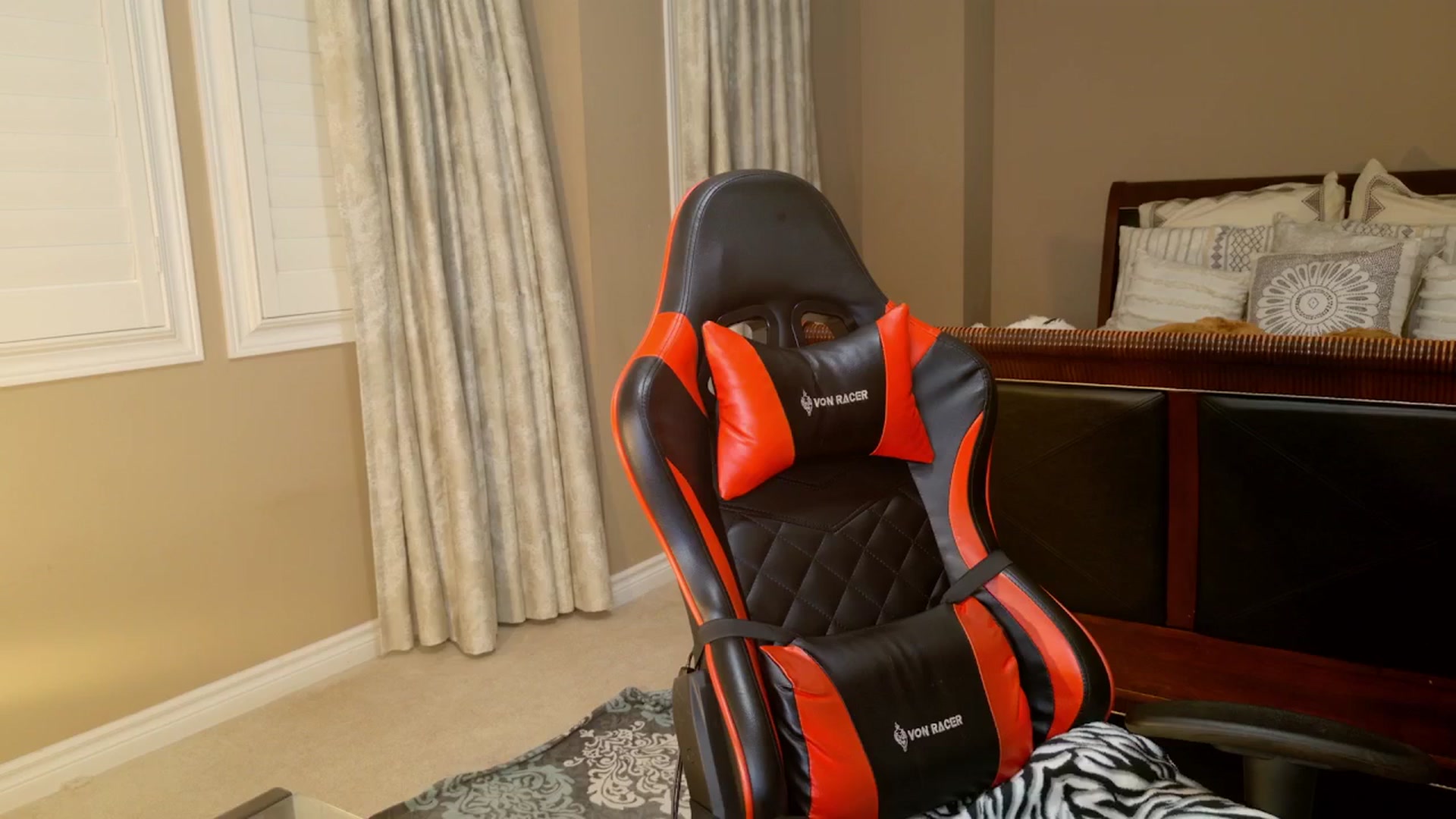 Gallery image thumbnail from MsWetsversary's myfreecams stream on, 11/09/2025, 24:59 image 9 of 20