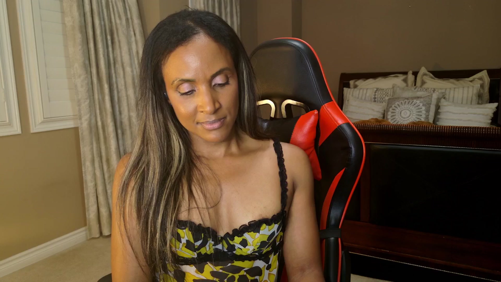 Gallery image thumbnail from MsWetsversary's myfreecams stream on, 11/09/2025, 04:37 image 20 of 20