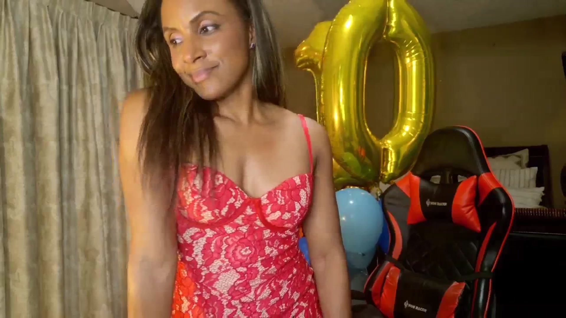 Gallery image thumbnail from MsWetsversary's myfreecams stream on, 11/23/2025, 04:40 image 19 of 20