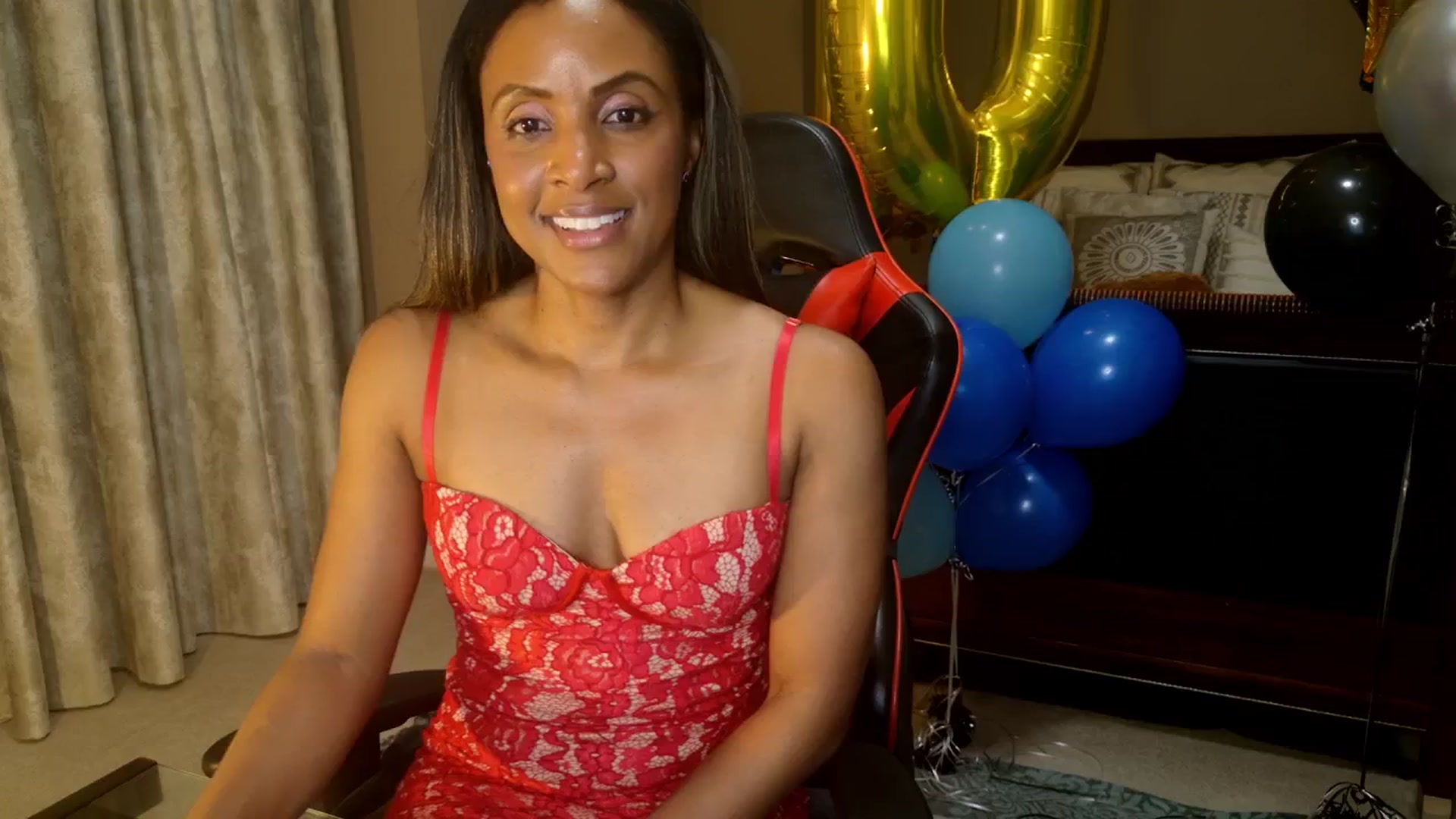 Gallery image thumbnail from MsWetsversary's myfreecams stream on, 11/23/2025, 07:03 image 9 of 20