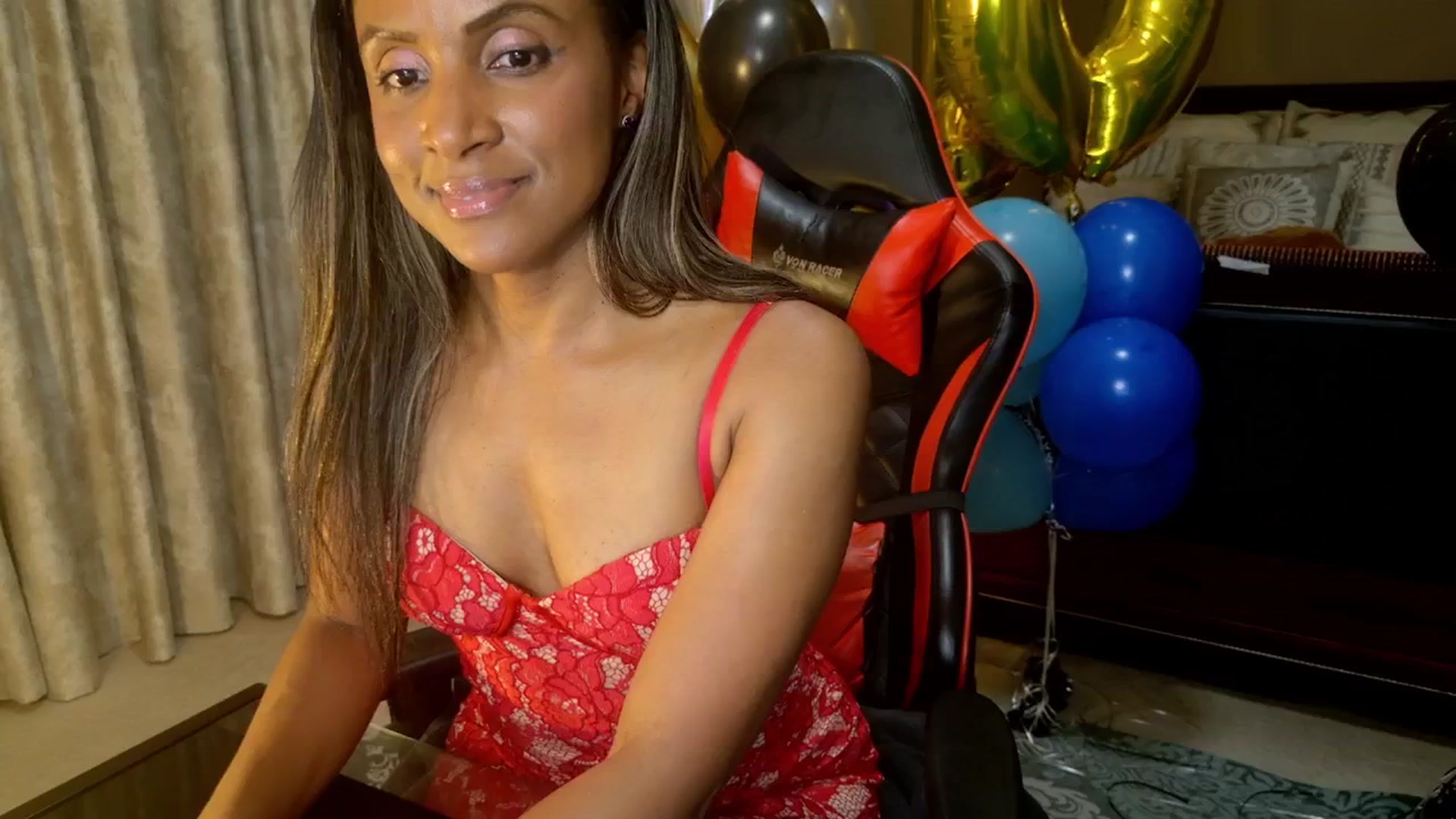 Gallery image thumbnail from MsWetsversary's myfreecams stream on, 11/23/2025, 07:03 image 1 of 20
