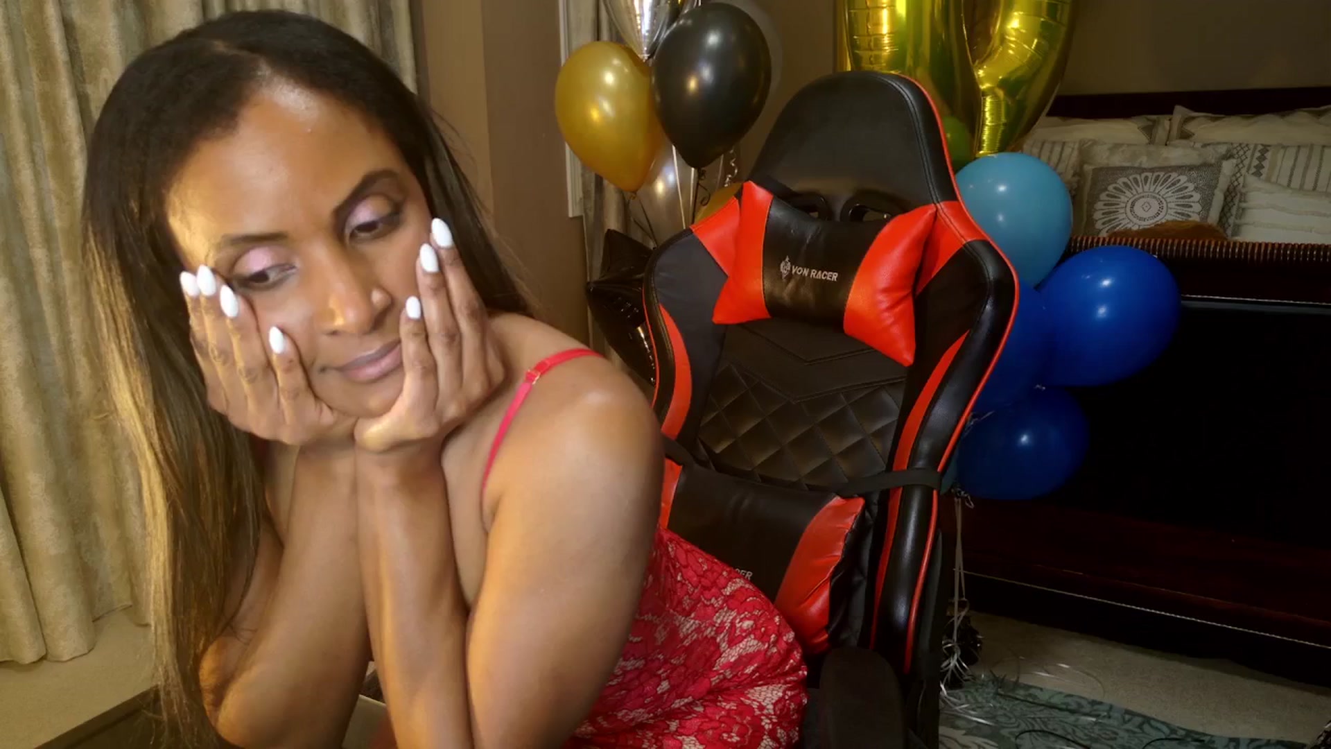 Gallery image thumbnail from MsWetsversary's myfreecams stream on, 11/23/2025, 07:51 image 3 of 20