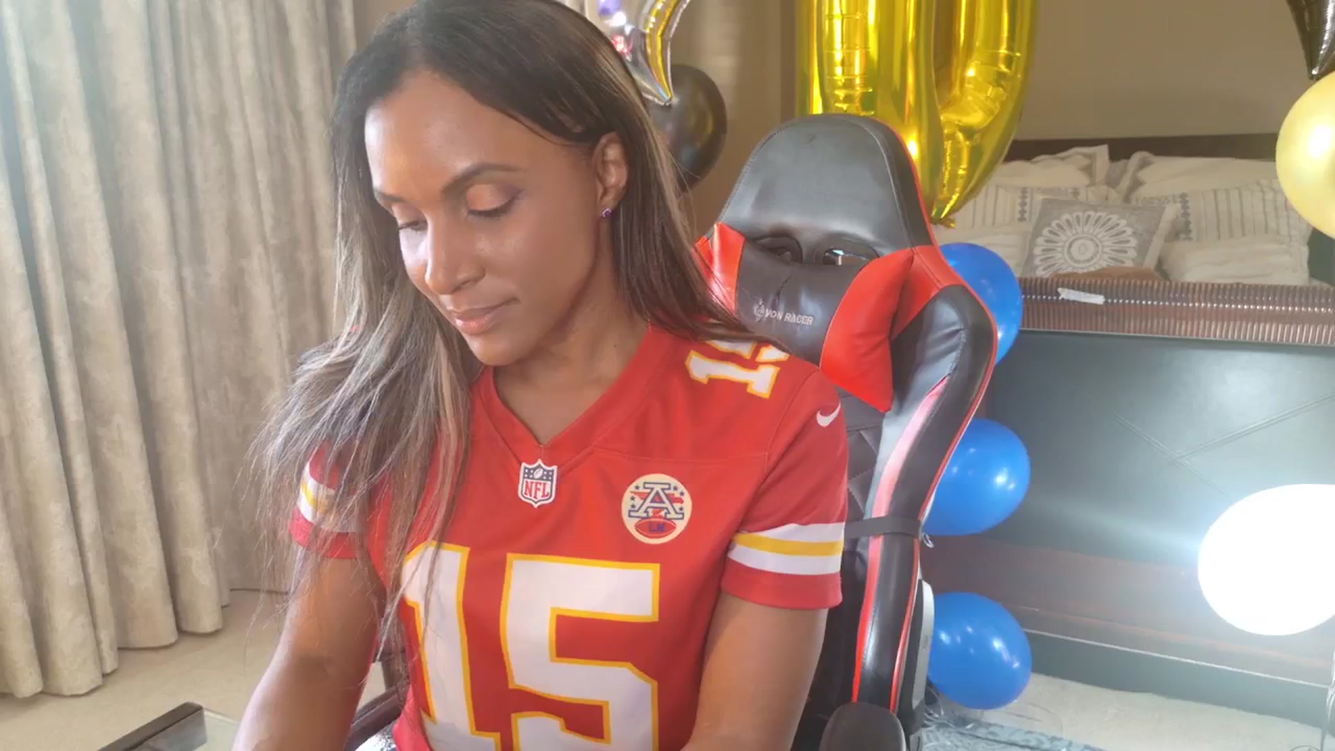 Gallery image thumbnail from MsWetsversary's myfreecams stream on, 11/23/2025, 22:36 image 8 of 20