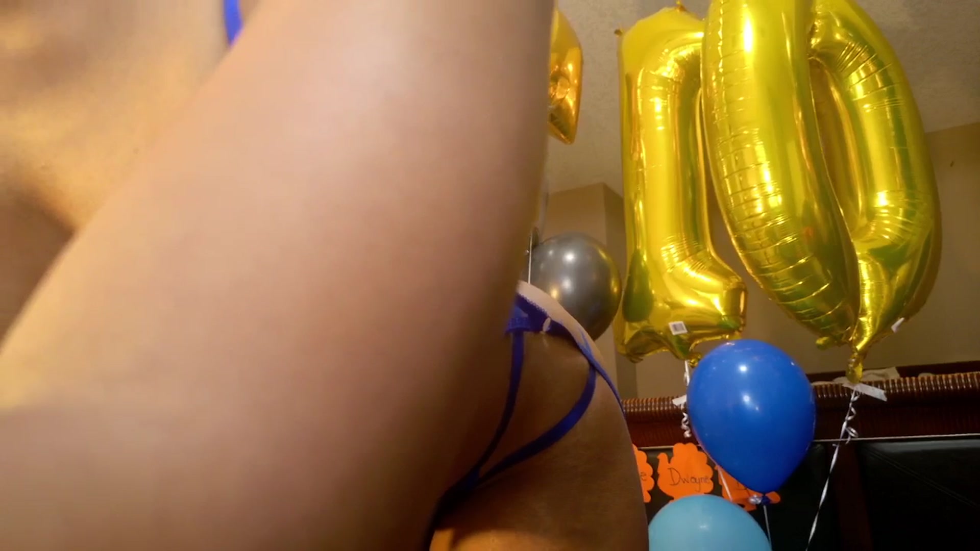 Gallery image thumbnail from MsWetsversary's myfreecams stream on, 11/24/2025, 02:27 image 15 of 20