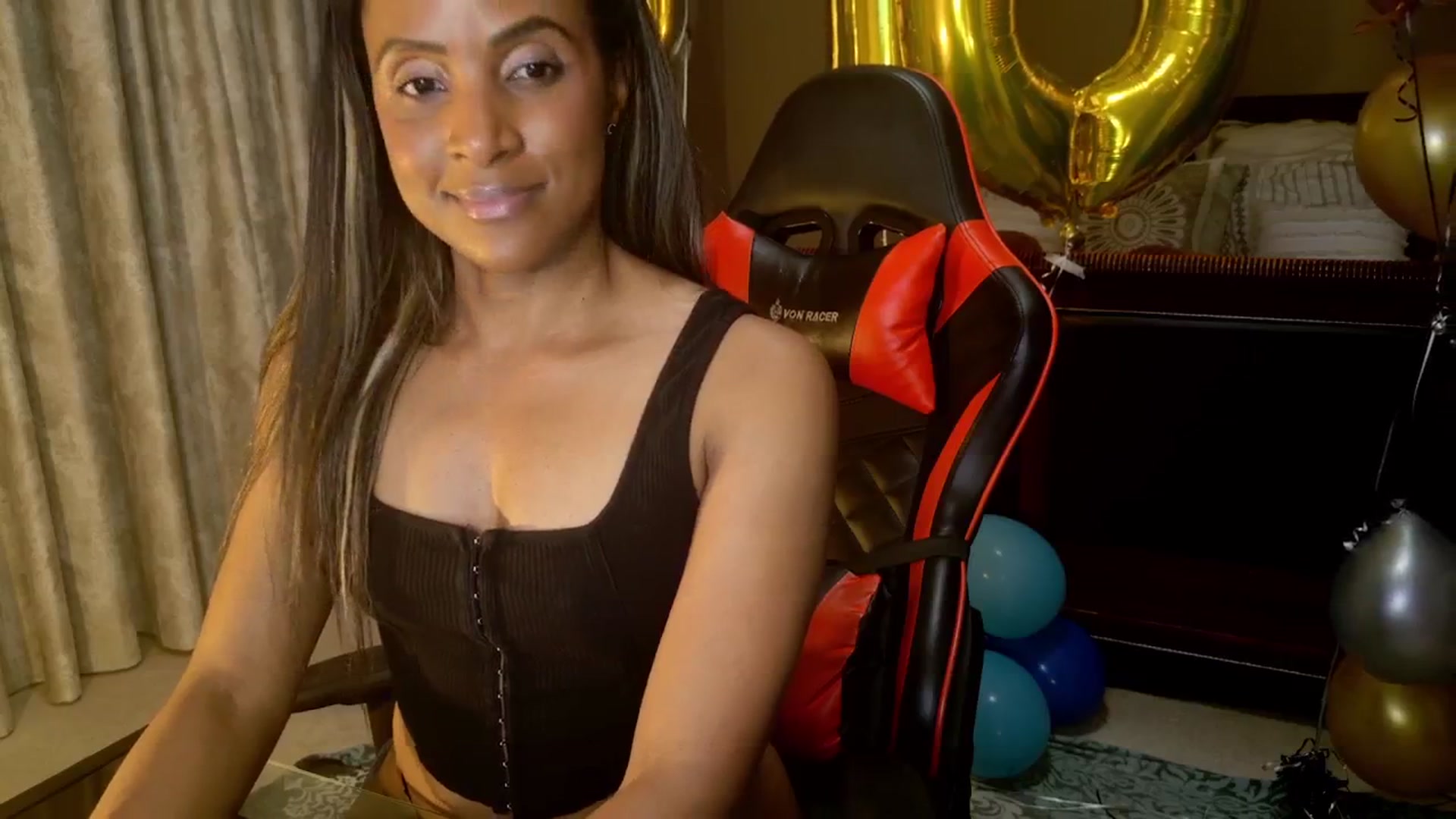 Gallery image thumbnail from MsWetsversary's myfreecams stream on, 11/26/2025, 04:28 image 11 of 20