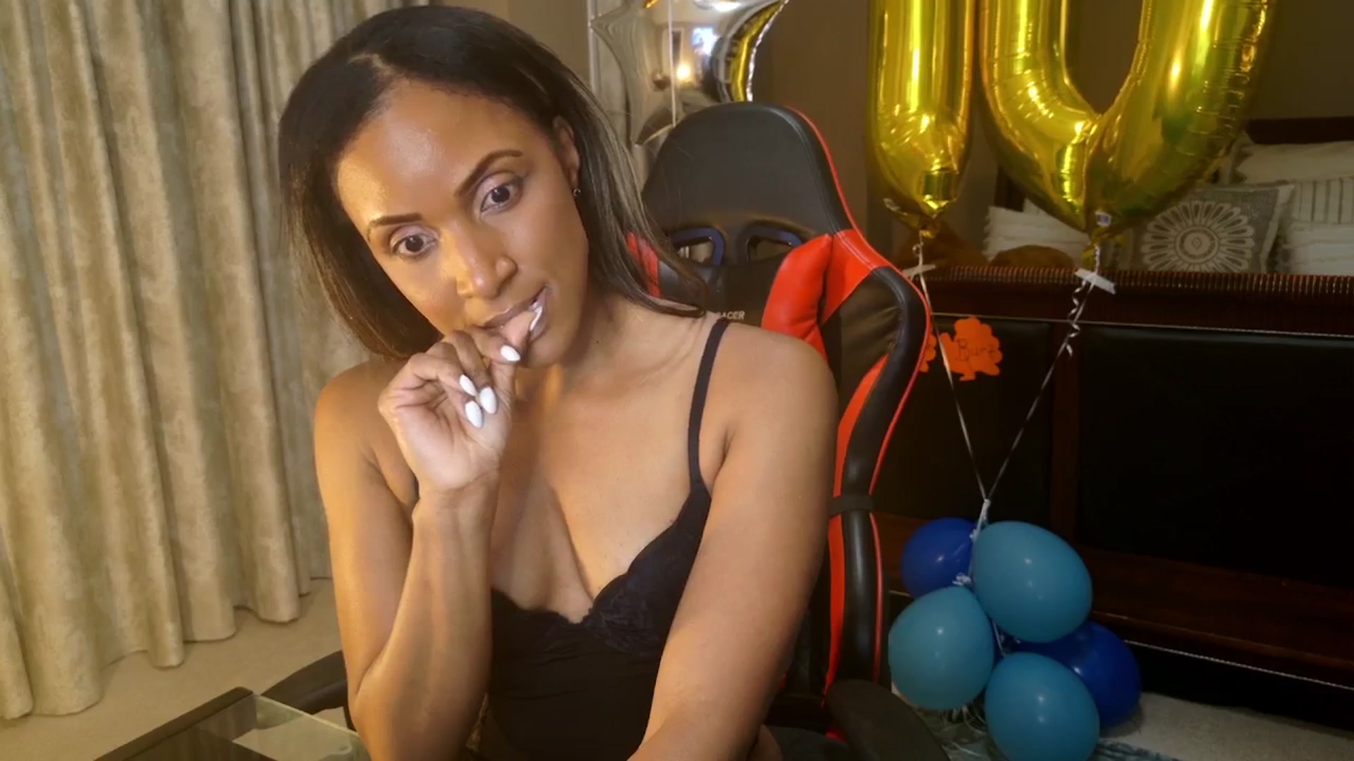Gallery image thumbnail from MsWetsversary's myfreecams stream on, 11/27/2025, 04:09 image 20 of 20