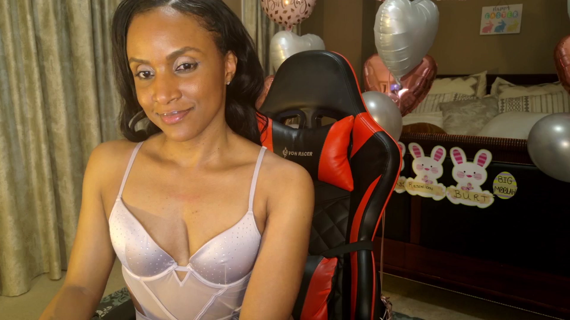 Gallery image thumbnail from MsWnWBirthday's myfreecams stream on, 04/28/2025, 03:37 image 11 of 20
