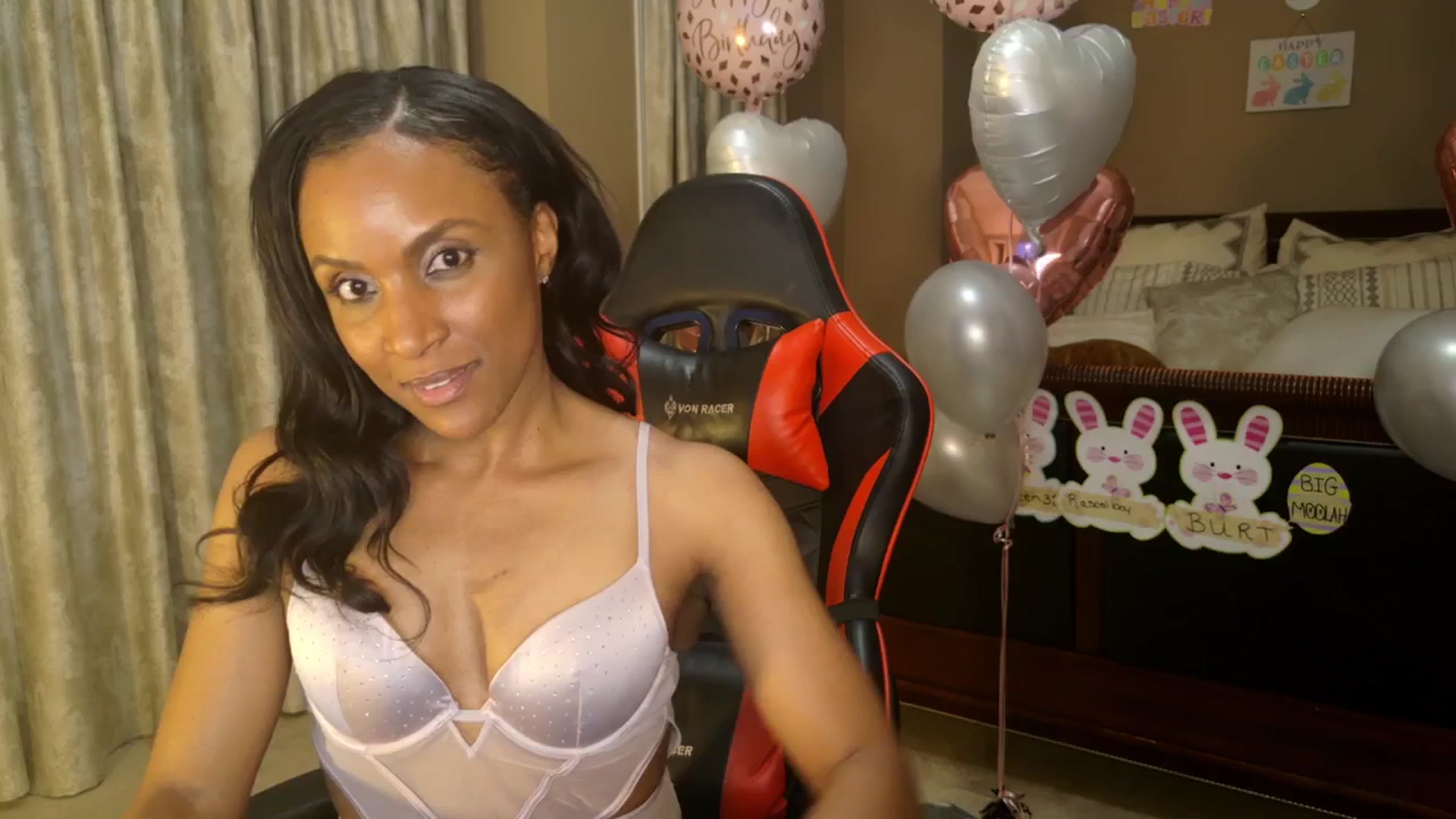 Gallery image thumbnail from MsWnWBirthday's myfreecams stream on, 04/28/2025, 03:37 image 4 of 20