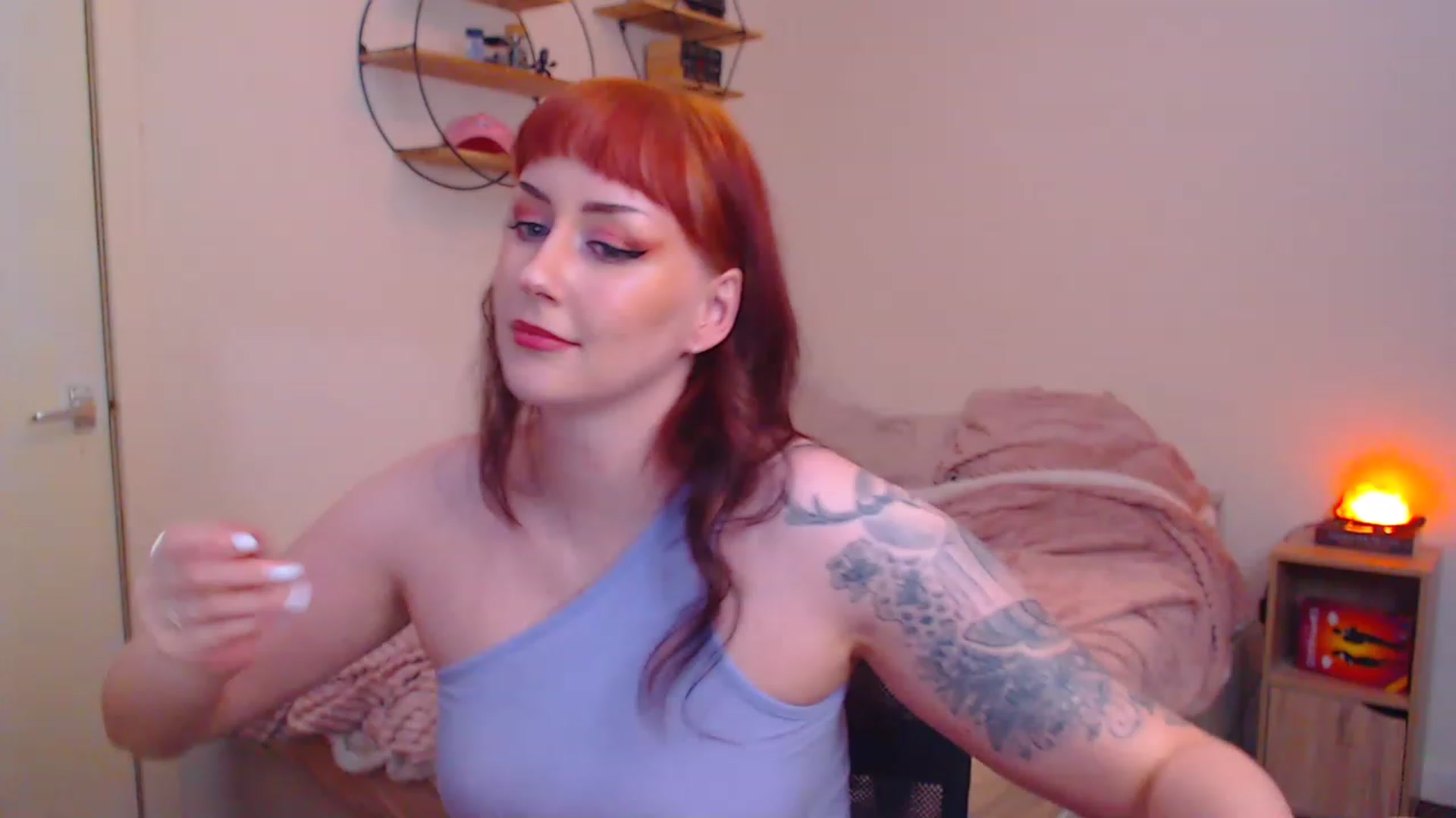Gallery image thumbnail from MsXpertease's myfreecams stream on, 11/16/2022, 09:22 image 13 of 20