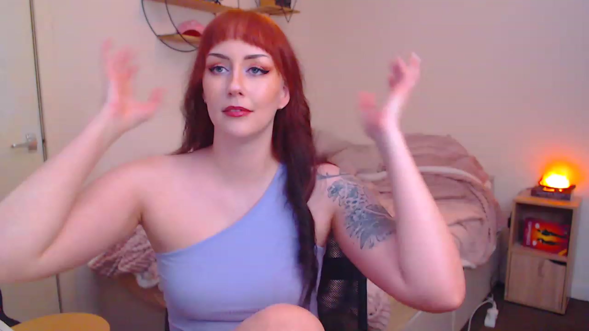 Gallery image thumbnail from MsXpertease's myfreecams stream on, 11/16/2022, 09:22 image 7 of 20
