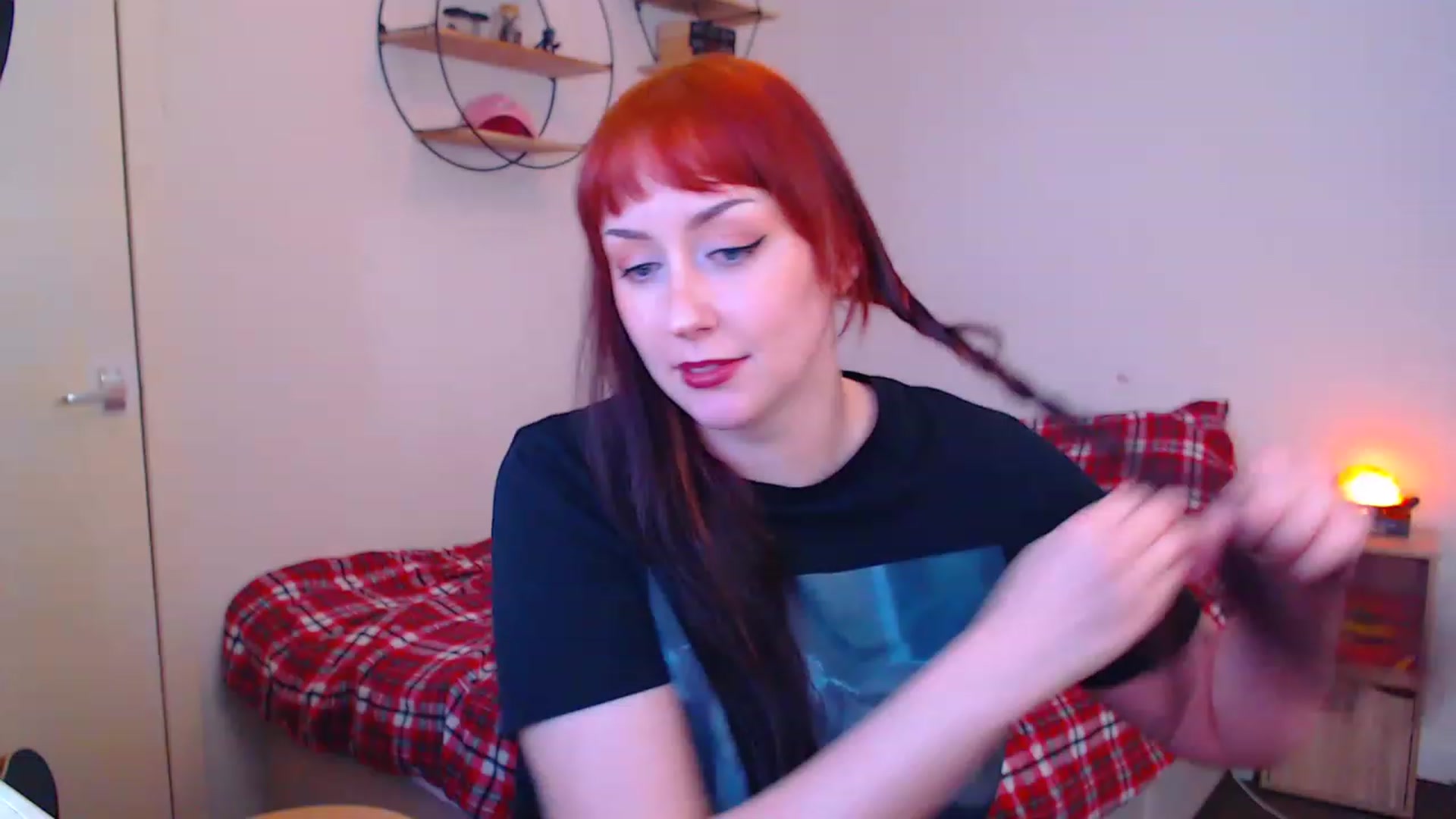 Gallery image thumbnail from MsXpertease's myfreecams stream on, 11/28/2022, 14:30 image 10 of 20