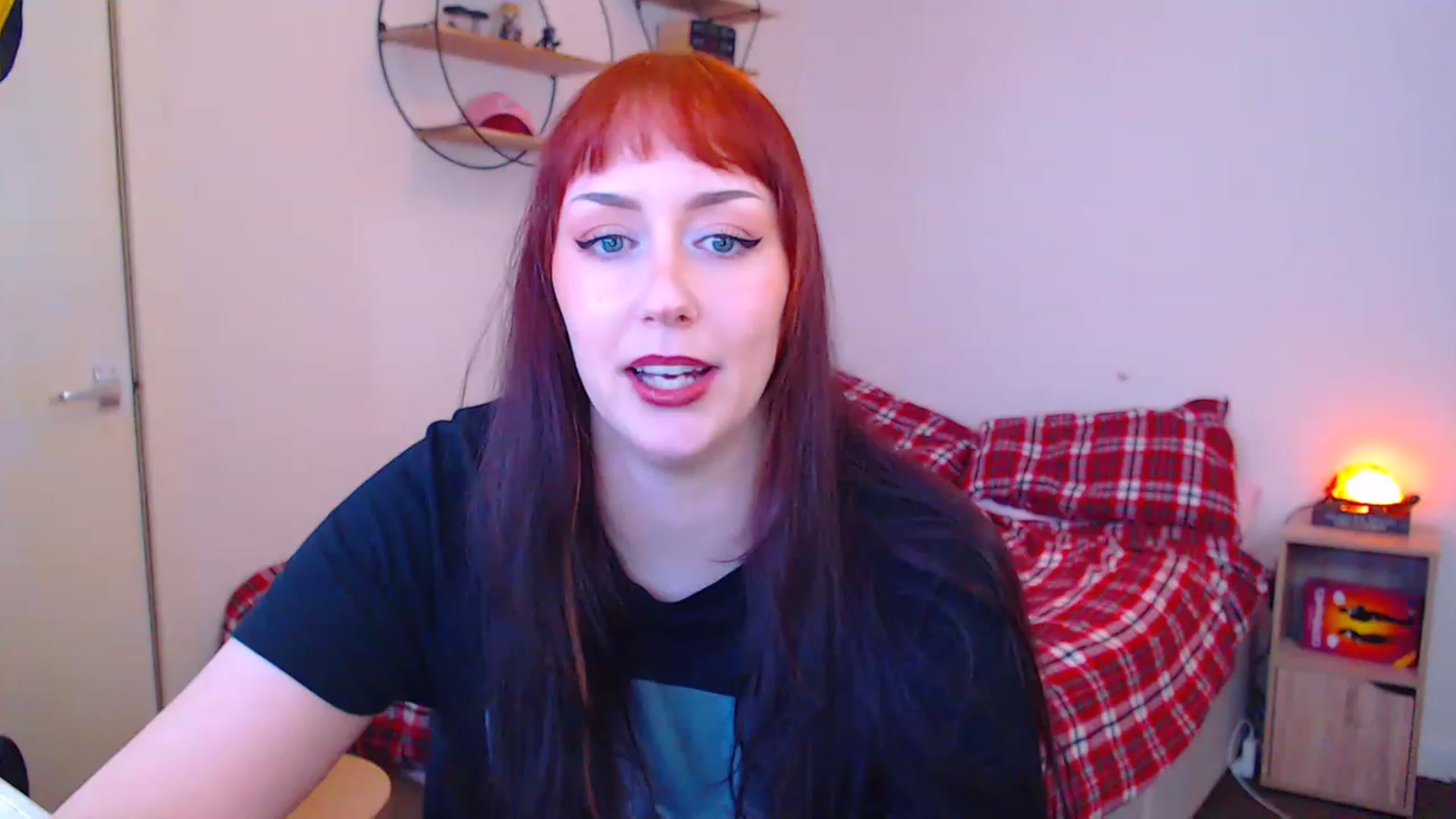 Gallery image thumbnail from MsXpertease's myfreecams stream on, 11/28/2022, 14:30 image 8 of 20