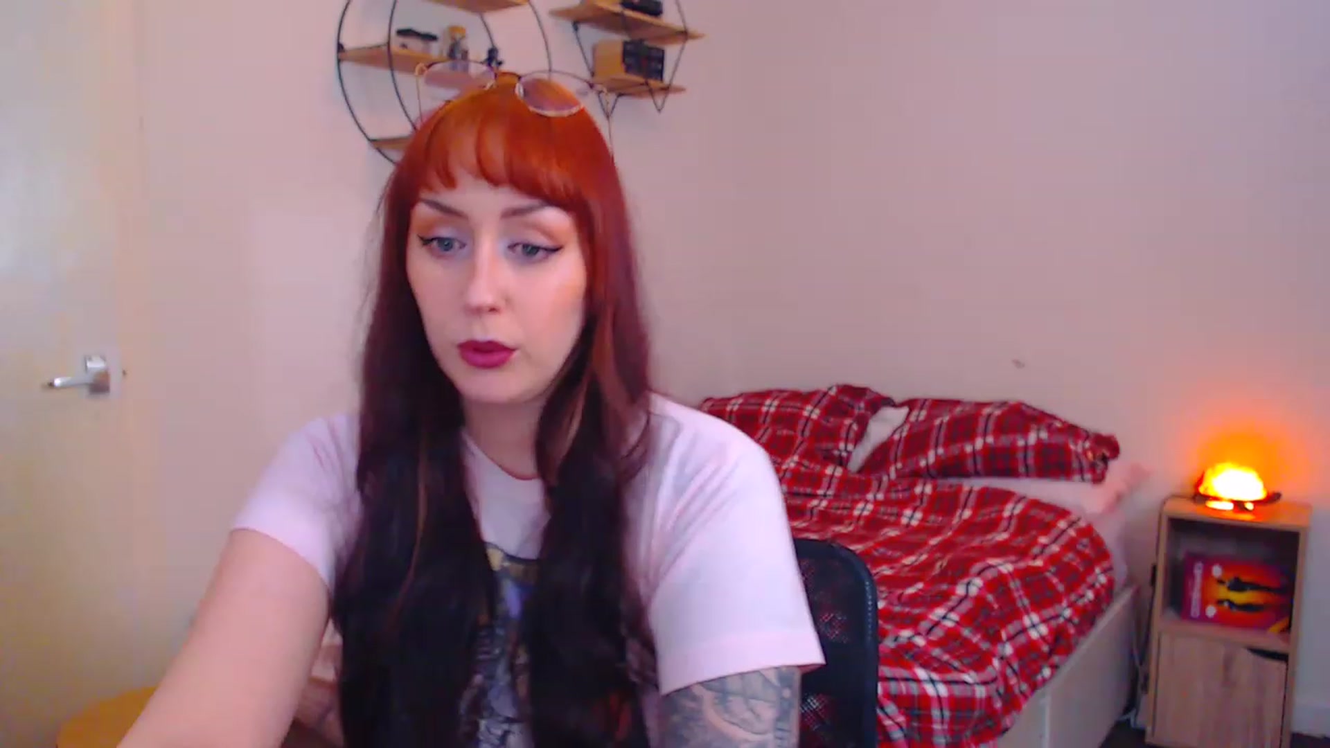 Gallery image thumbnail from MsXpertease's myfreecams stream on, 12/03/2022, 17:59 image 9 of 20