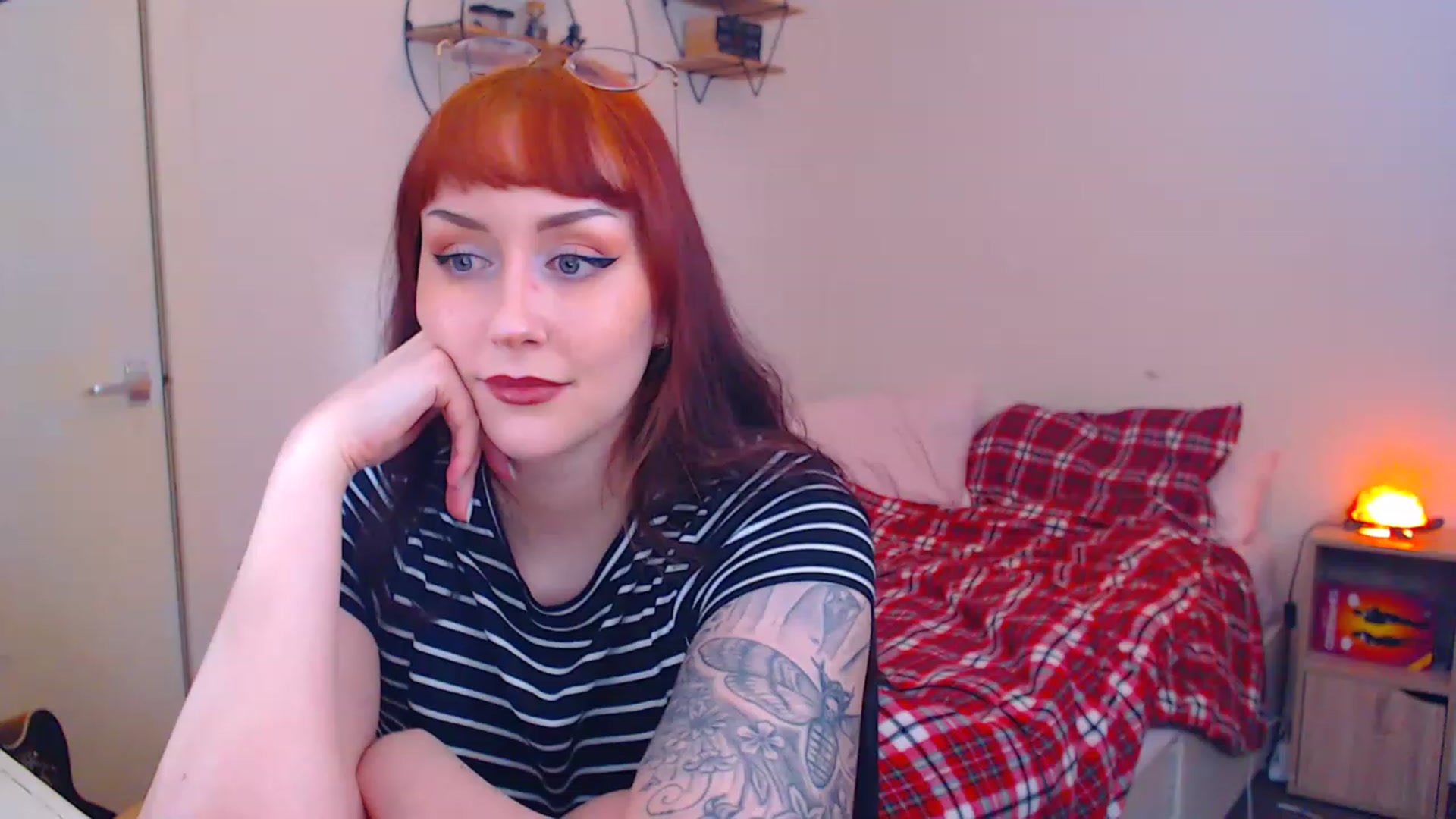 Gallery image thumbnail from MsXpertease's myfreecams stream on, 12/05/2022, 20:17 image 18 of 20
