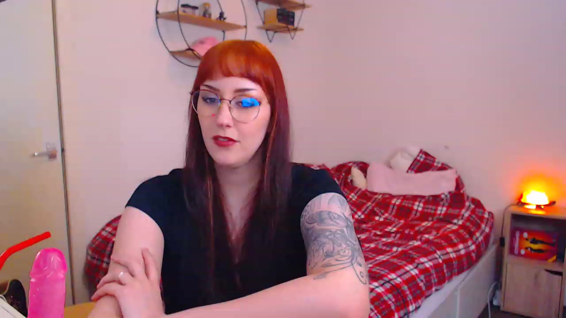 Gallery image thumbnail from MsXpertease's myfreecams stream on, 12/06/2022, 19:56 image 10 of 20