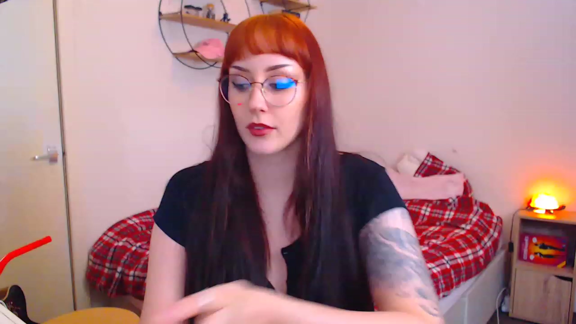 Gallery image thumbnail from MsXpertease's myfreecams stream on, 12/06/2022, 19:56 image 8 of 20