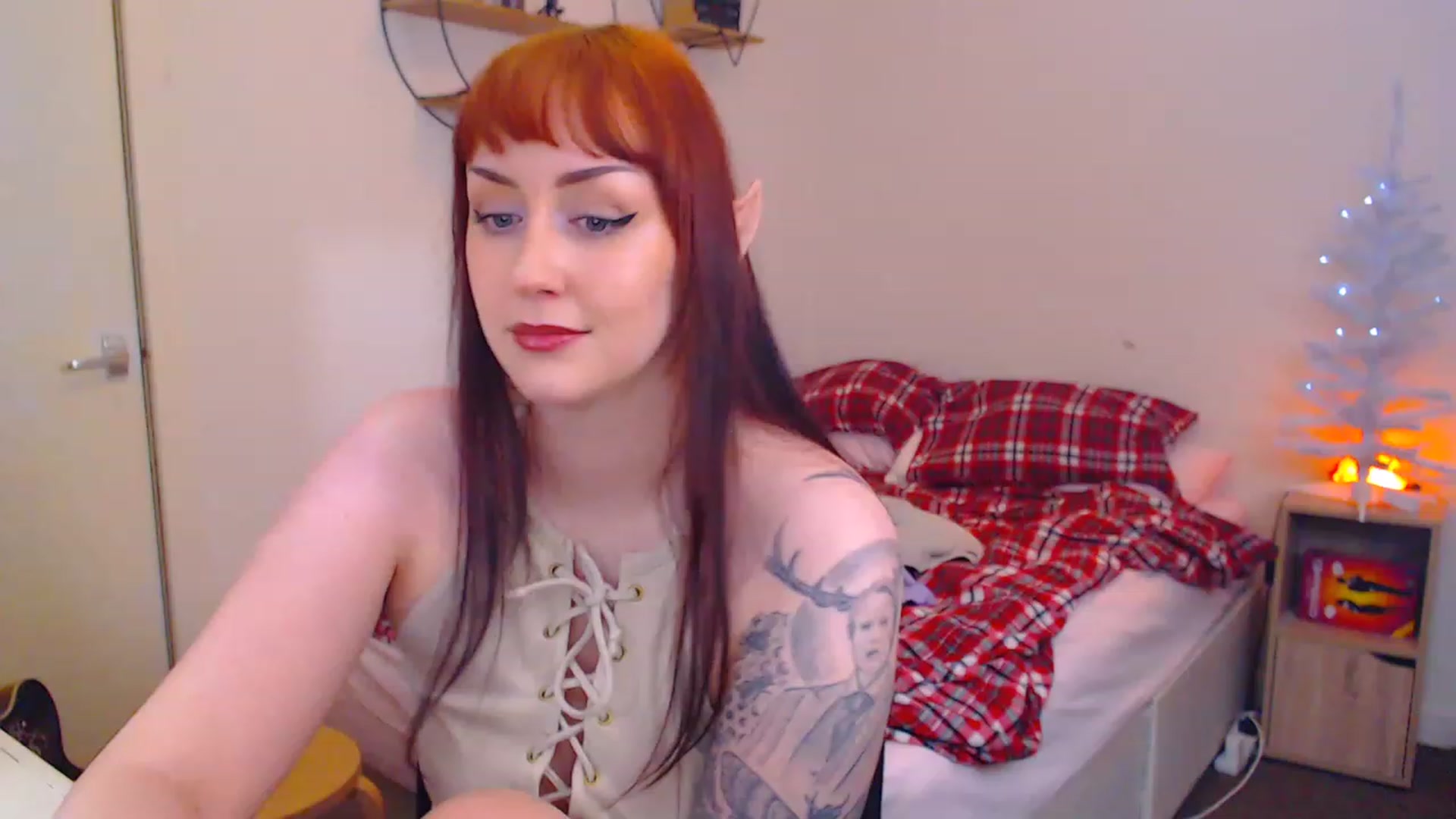 Gallery image thumbnail from MsXpertease's myfreecams stream on, 12/09/2022, 17:58 image 17 of 20
