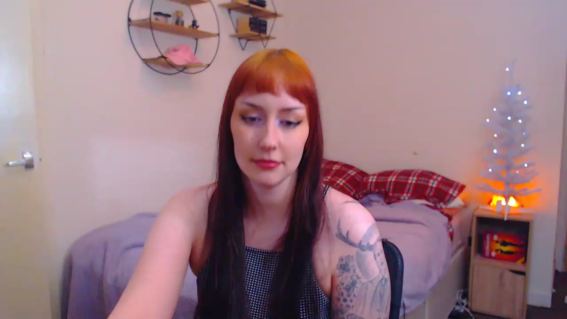 Gallery image thumbnail from MsXpertease's myfreecams stream on, 12/19/2022, 07:16 image 1 of 20