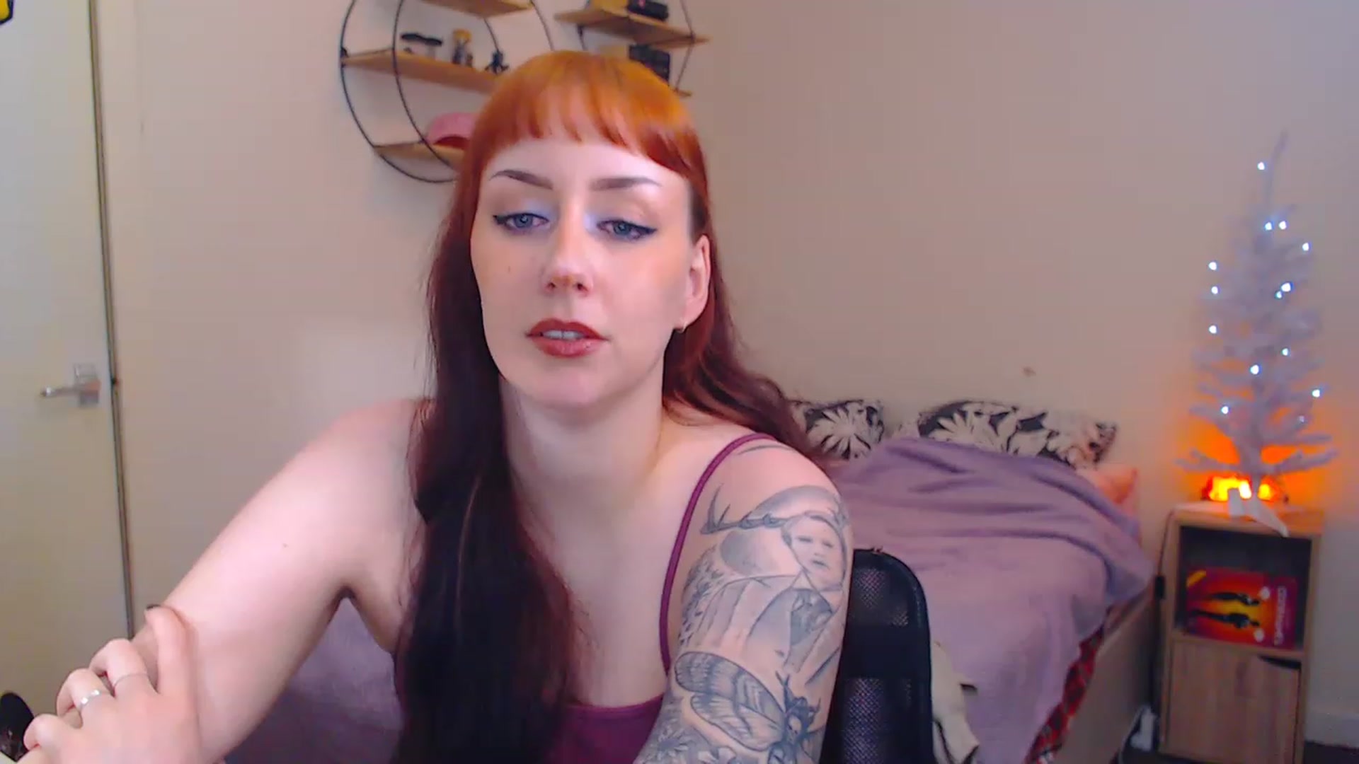 Gallery image thumbnail from MsXpertease's myfreecams stream on, 12/28/2022, 15:07 image 10 of 20