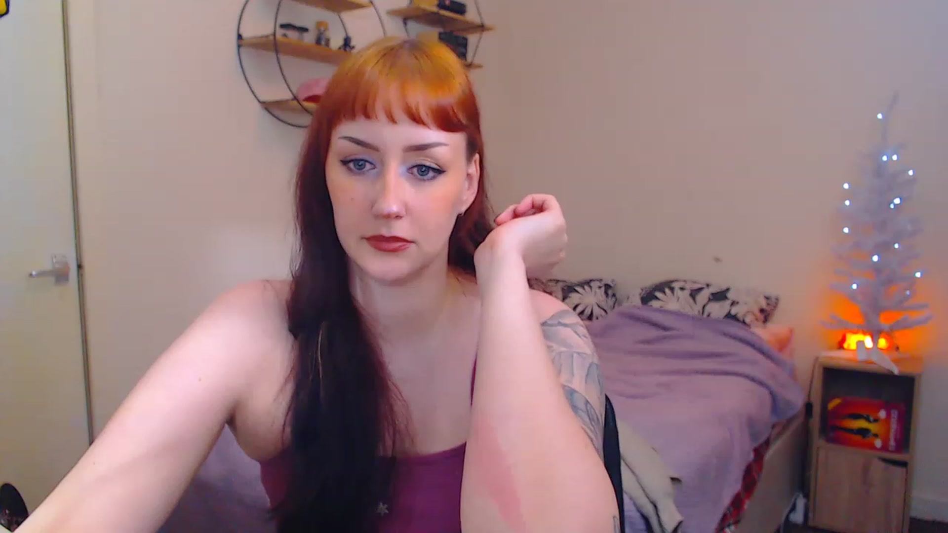 Gallery image thumbnail from MsXpertease's myfreecams stream on, 12/28/2022, 15:07 image 12 of 20