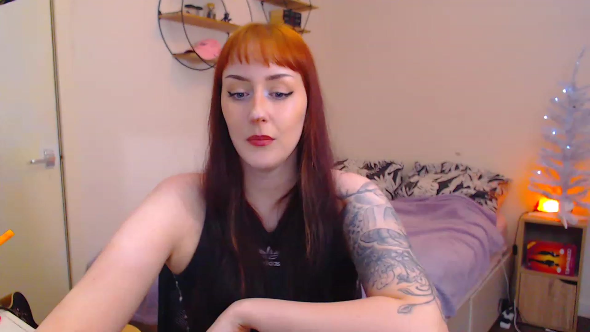 Gallery image thumbnail from MsXpertease's myfreecams stream on, 12/29/2022, 17:28 image 5 of 20