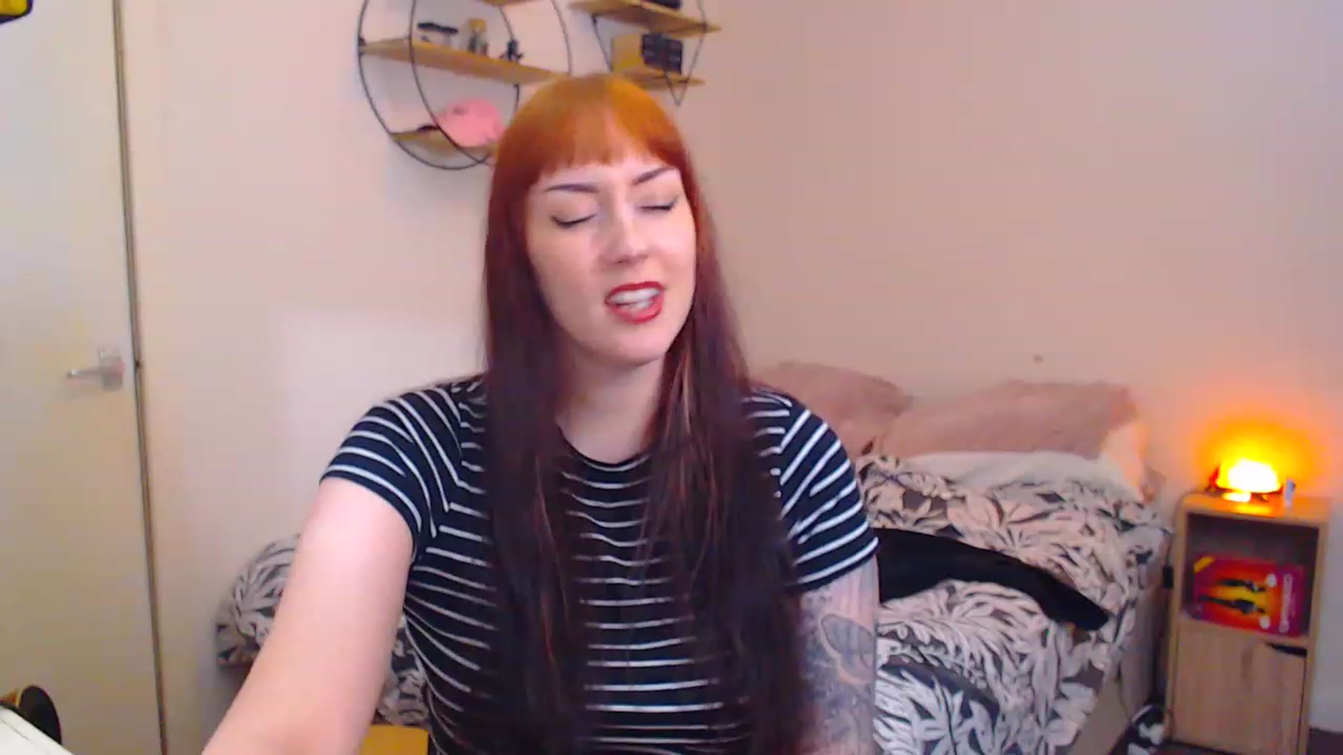 Gallery image thumbnail from MsXpertease's myfreecams stream on, 01/03/2023, 21:56 image 8 of 20