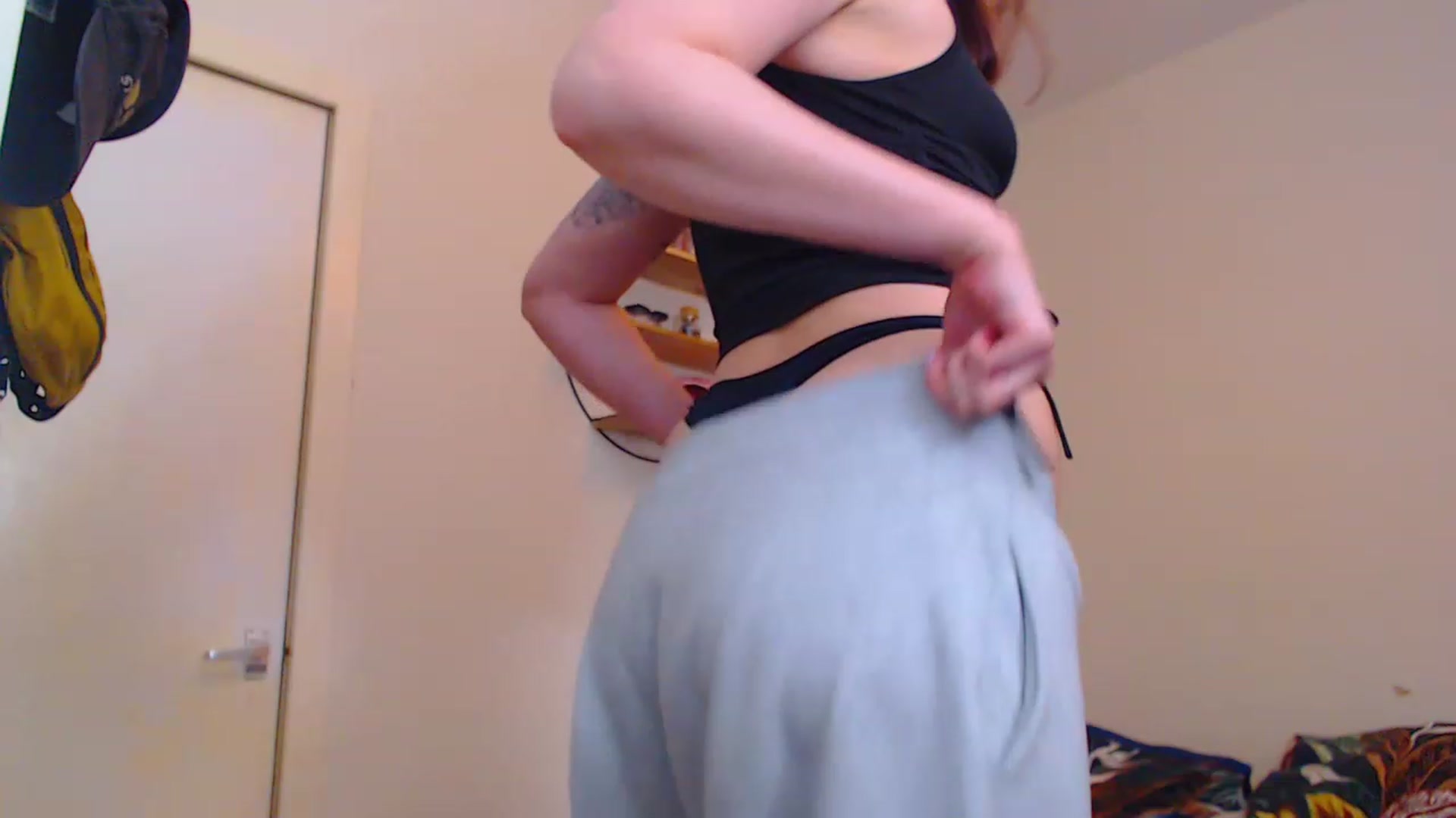 Gallery image thumbnail from MsXpertease's myfreecams stream on, 02/07/2023, 01:22 image 16 of 20