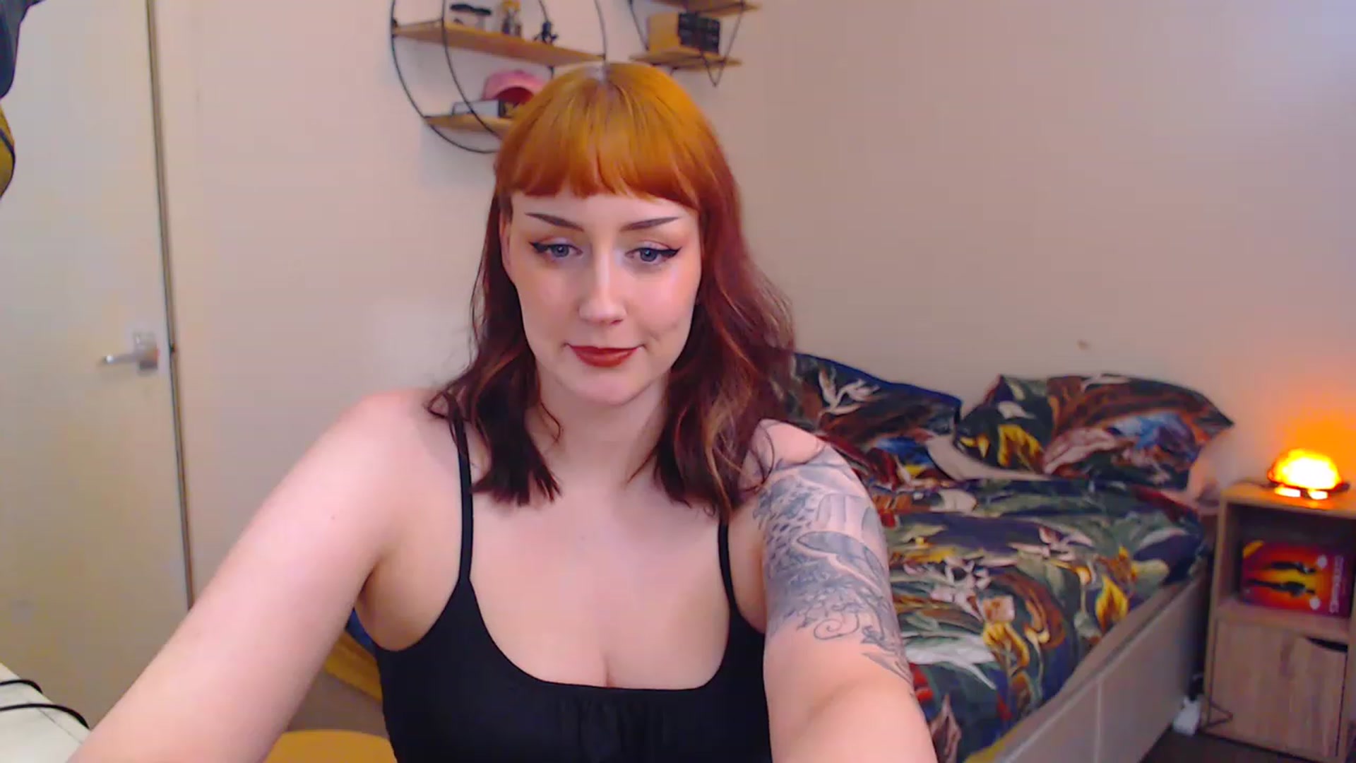 Gallery image thumbnail from MsXpertease's myfreecams stream on, 02/07/2023, 01:22 image 6 of 20