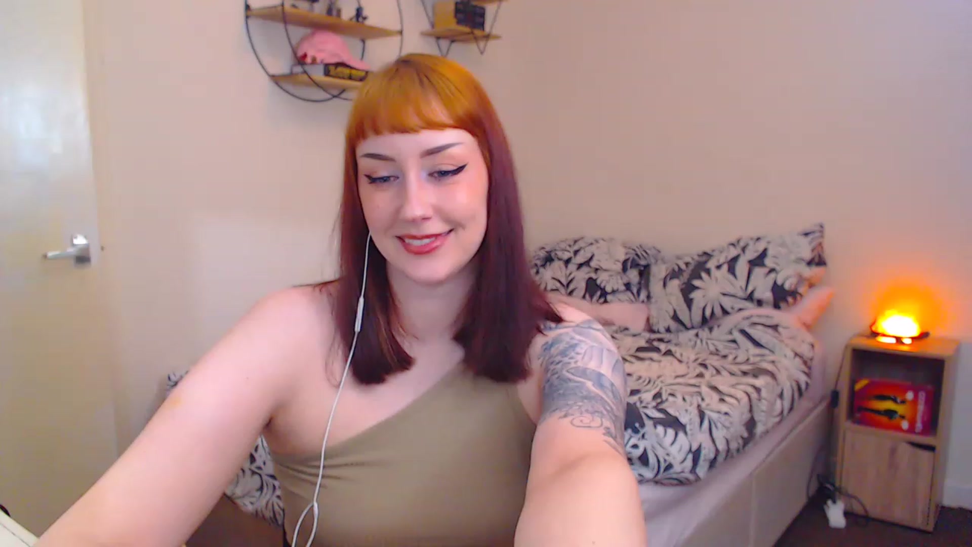 Gallery image thumbnail from MsXpertease's myfreecams stream on, 02/19/2023, 08:18 image 1 of 20