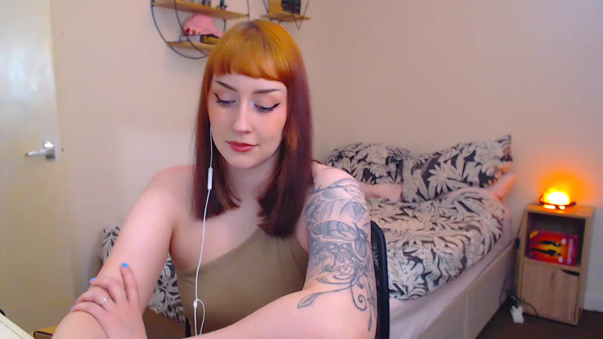 Gallery image thumbnail from MsXpertease's myfreecams stream on, 02/19/2023, 08:18 image 20 of 20
