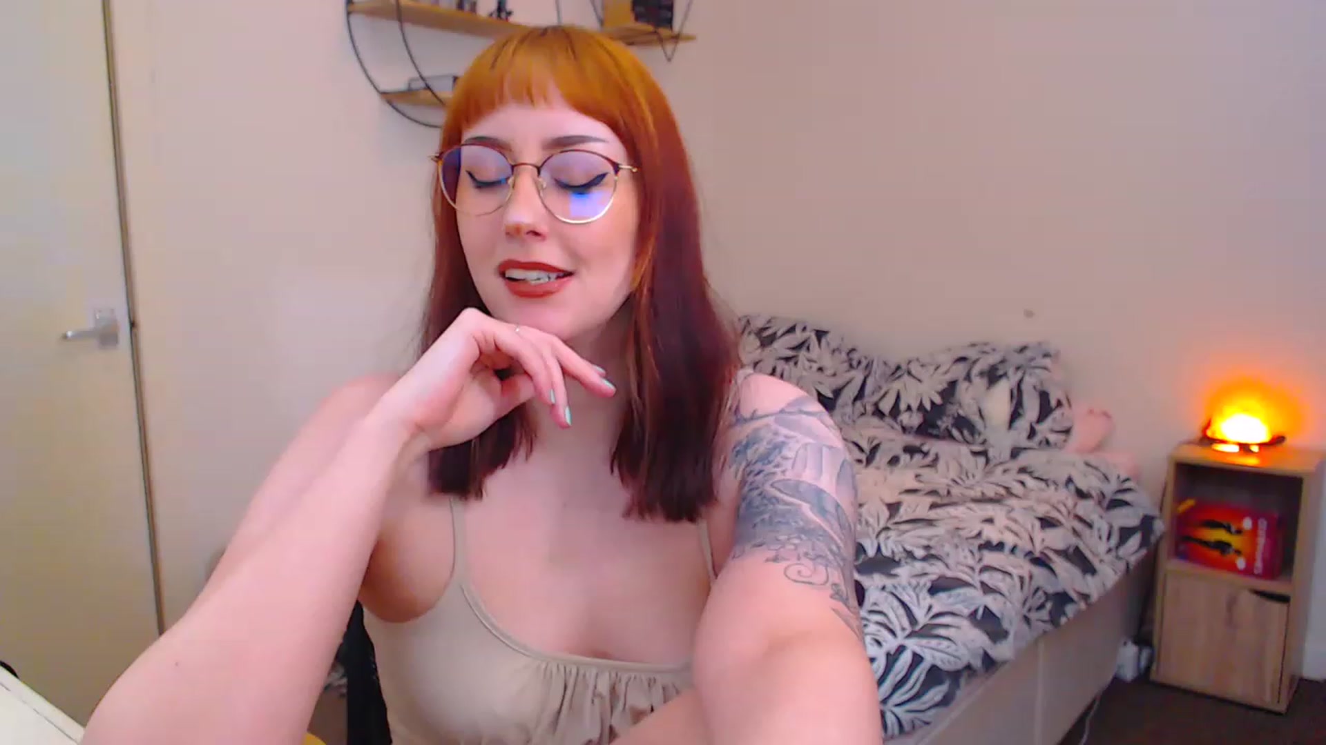 Gallery image thumbnail from MsXpertease's myfreecams stream on, 02/27/2023, 22:31 image 15 of 20