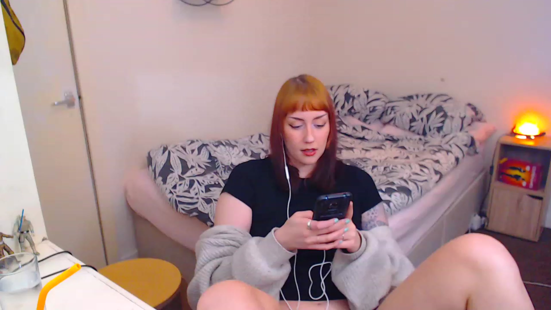 Gallery image thumbnail from MsXpertease's myfreecams stream on, 02/28/2023, 21:55 image 7 of 20