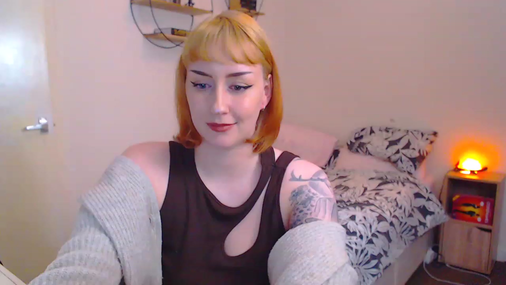 Gallery image thumbnail from MsXpertease's myfreecams stream on, 03/10/2023, 10:36 image 19 of 20