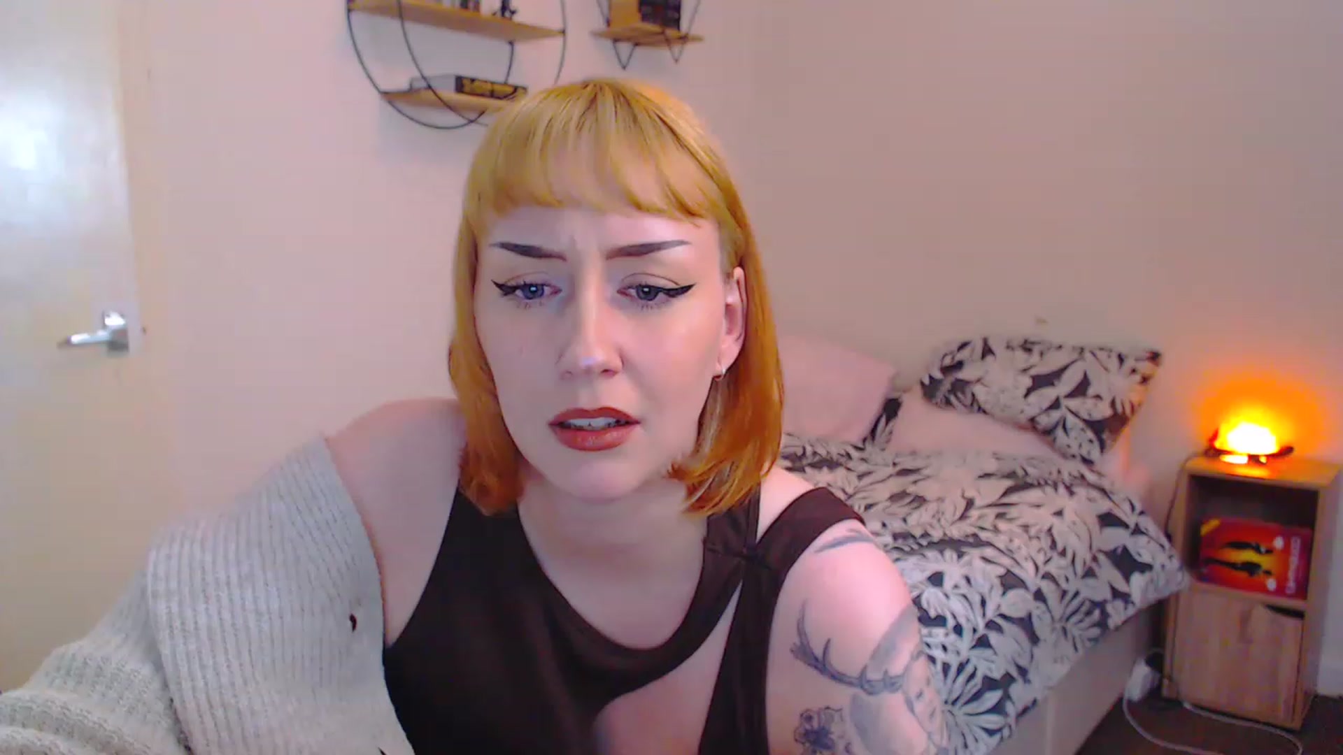 Gallery image thumbnail from MsXpertease's myfreecams stream on, 03/10/2023, 10:36 image 16 of 20