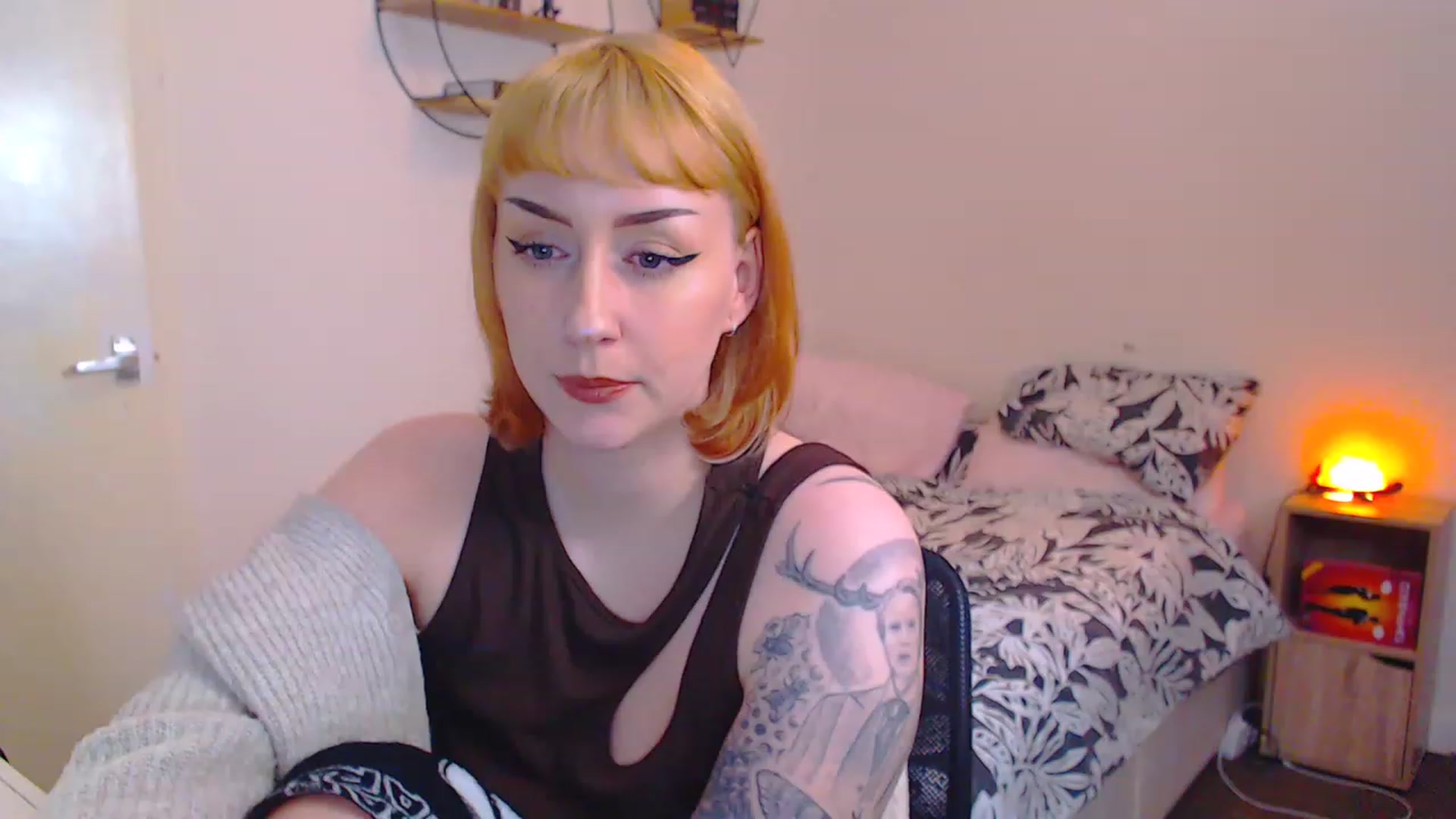Gallery image thumbnail from MsXpertease's myfreecams stream on, 03/10/2023, 10:36 image 7 of 20