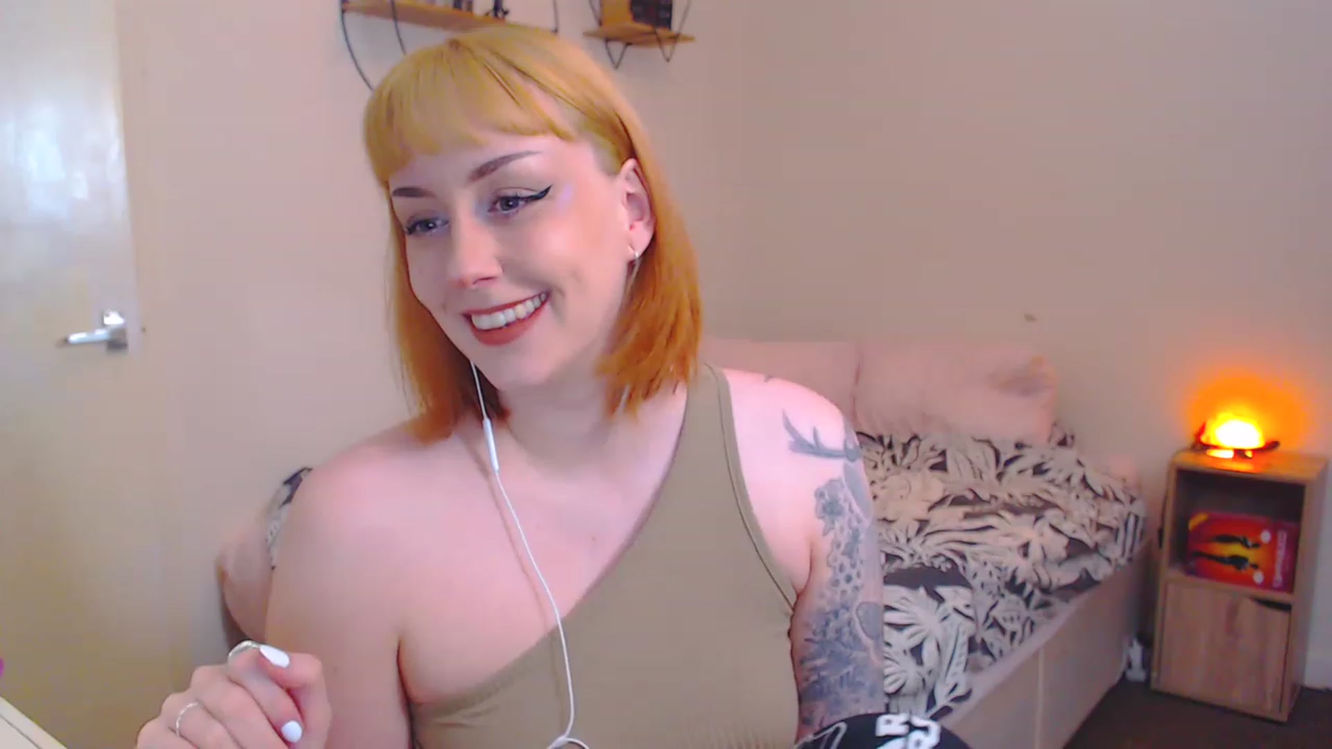 Gallery image thumbnail from MsXpertease's myfreecams stream on, 03/11/2023, 09:30 image 2 of 20