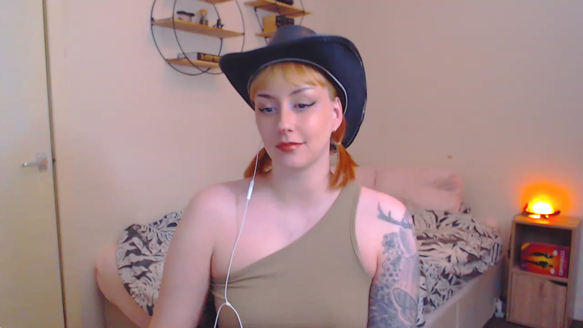 Gallery image thumbnail from MsXpertease's myfreecams stream on, 03/11/2023, 09:30 image 12 of 20