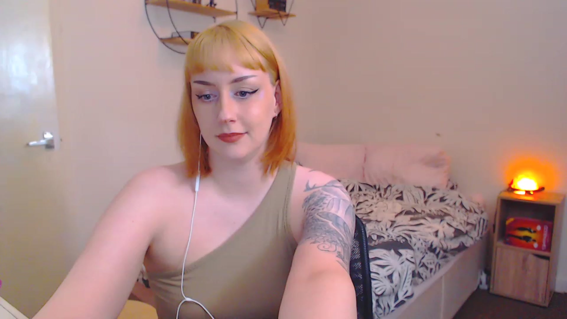 Gallery image thumbnail from MsXpertease's myfreecams stream on, 03/11/2023, 09:30 image 8 of 20
