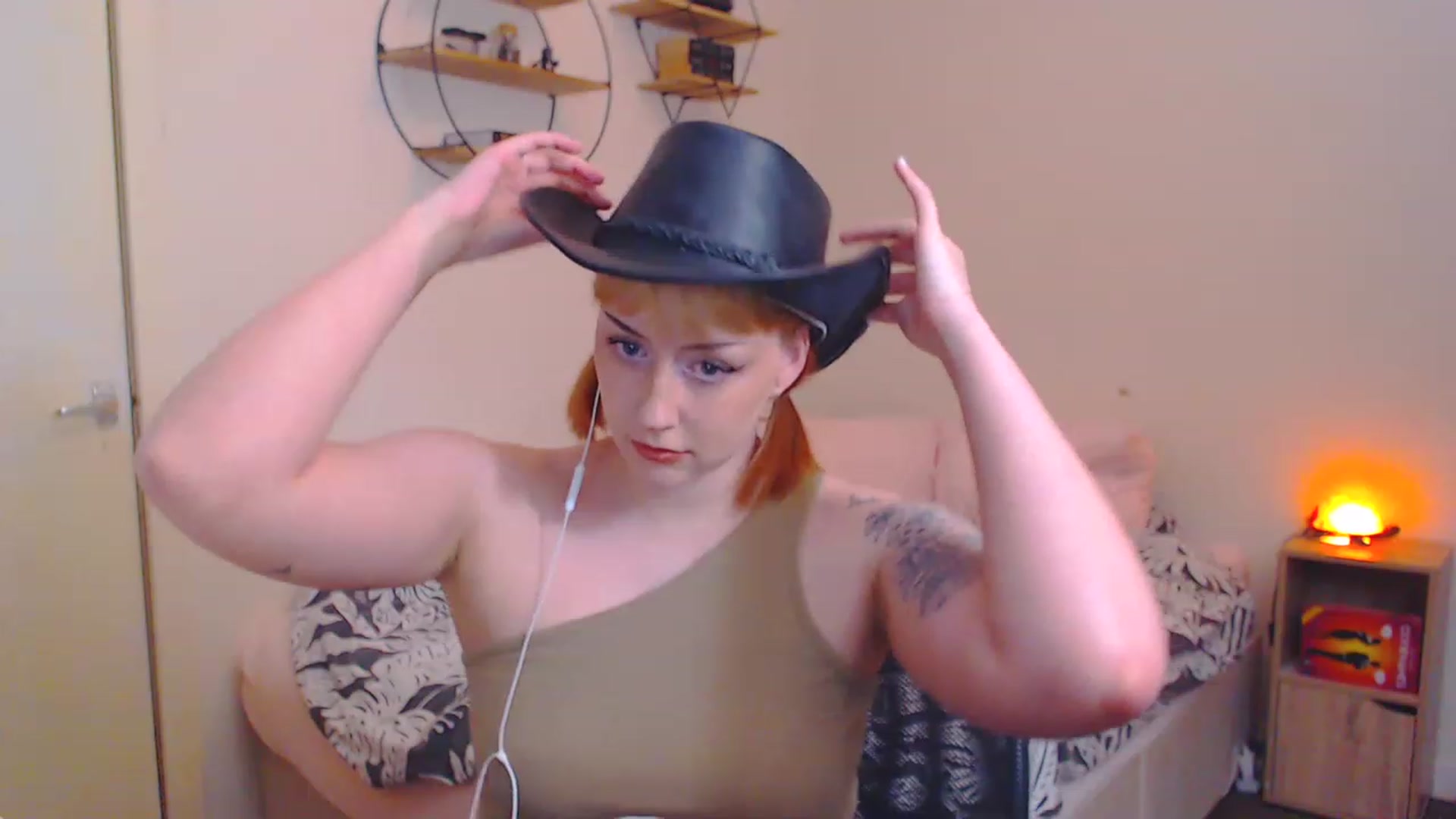 Gallery image thumbnail from MsXpertease's myfreecams stream on, 03/11/2023, 09:30 image 16 of 20
