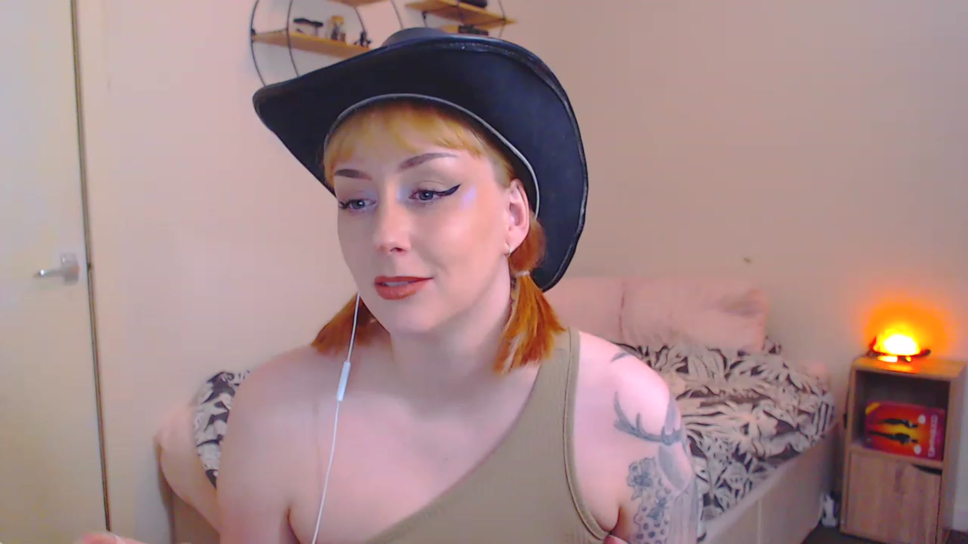 Gallery image thumbnail from MsXpertease's myfreecams stream on, 03/11/2023, 09:30 image 20 of 20