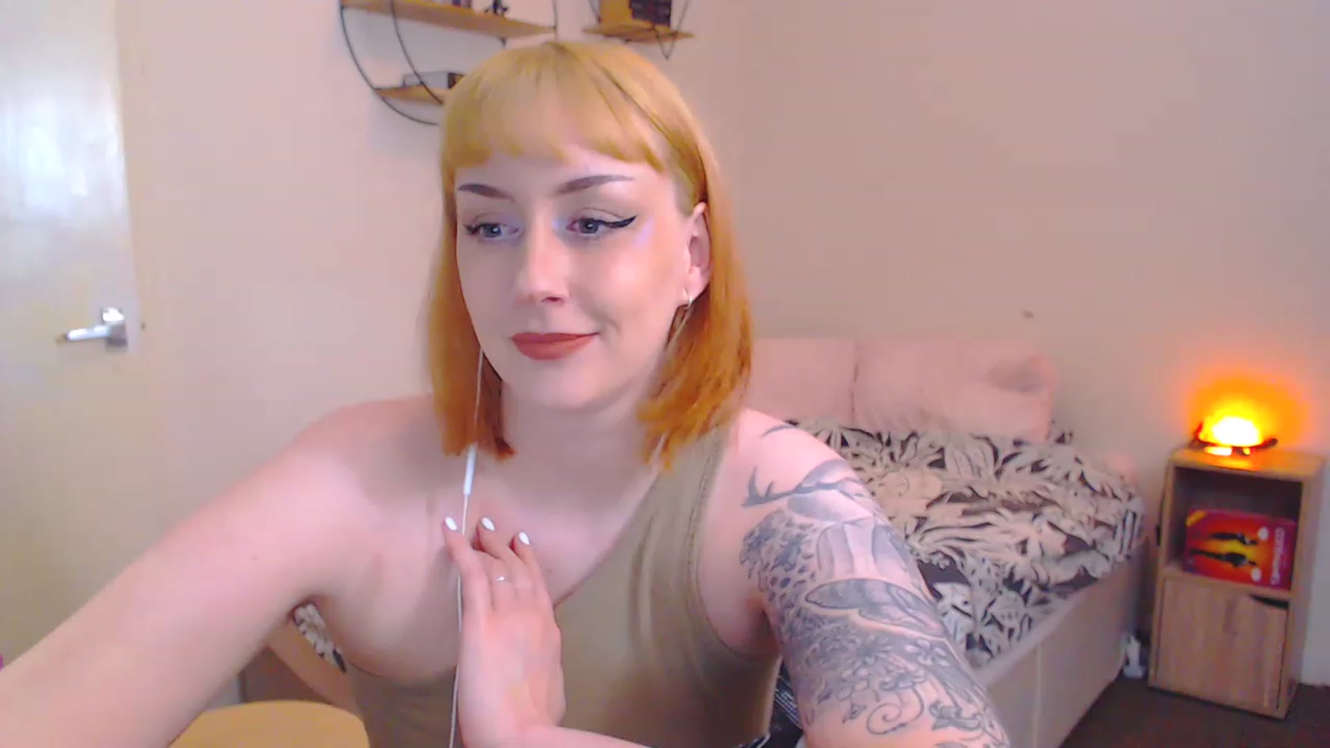 Gallery image thumbnail from MsXpertease's myfreecams stream on, 03/11/2023, 09:30 image 5 of 20
