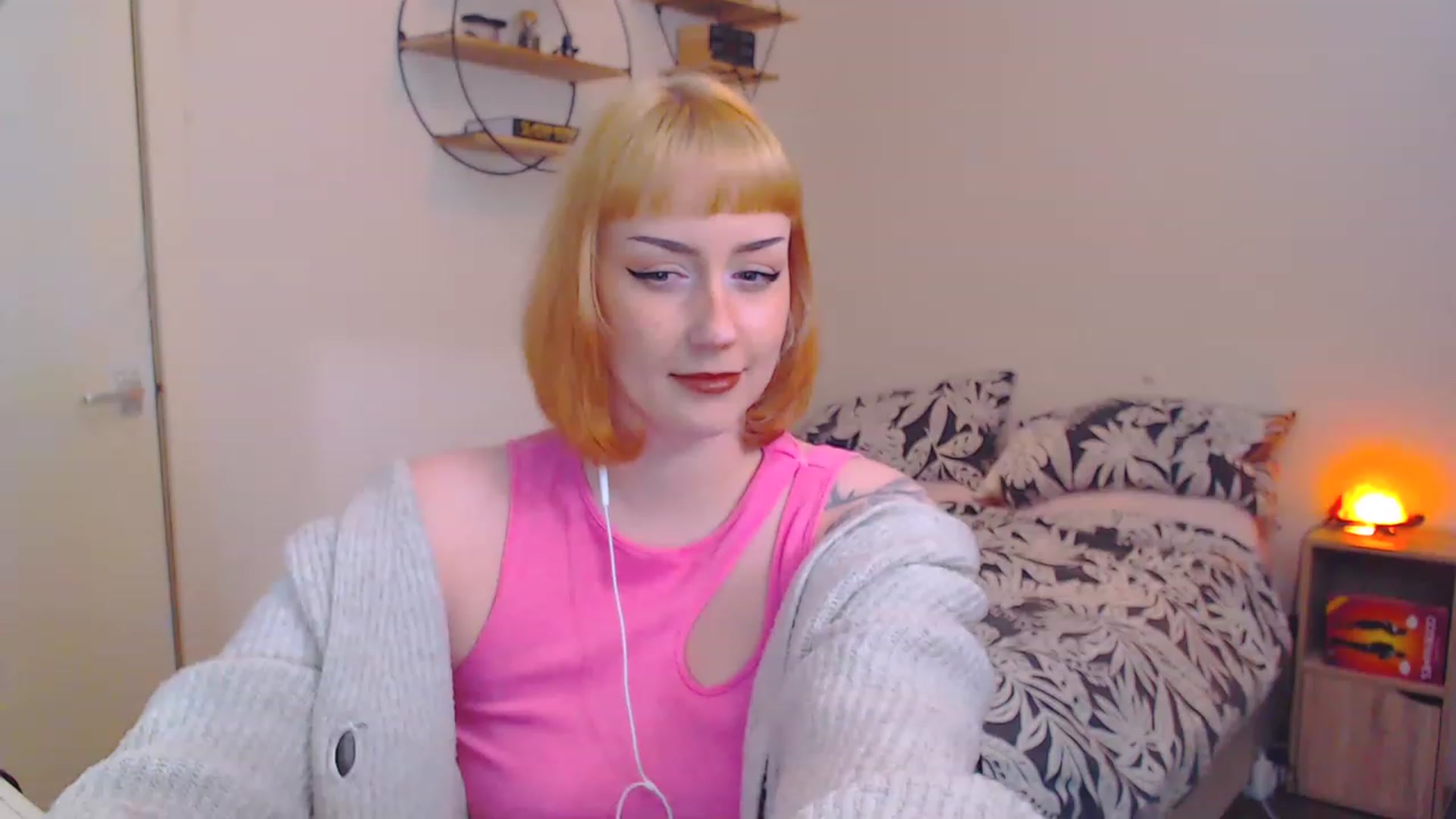 Gallery image thumbnail from MsXpertease's myfreecams stream on, 03/13/2023, 07:42 image 16 of 20