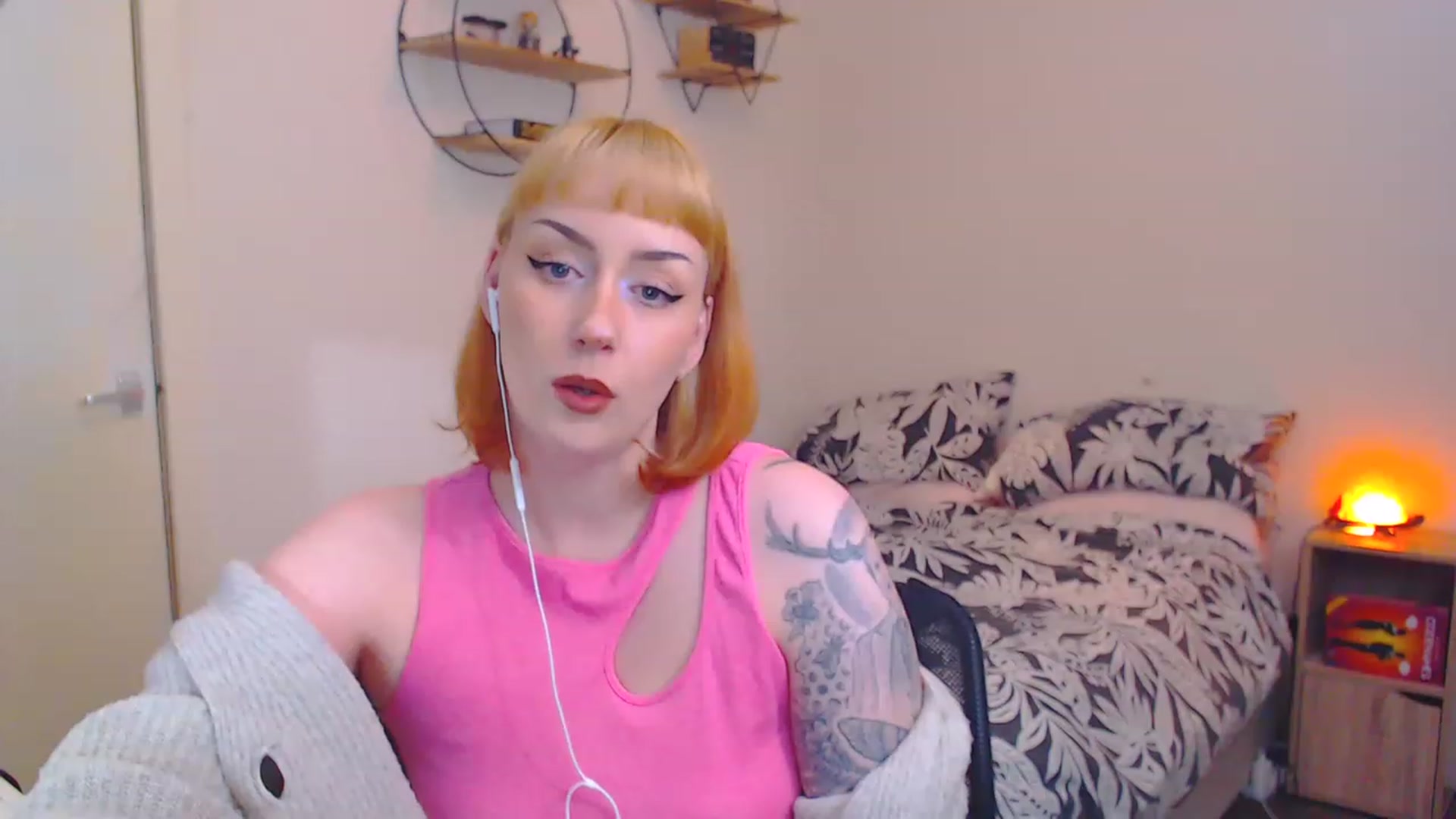 Gallery image thumbnail from MsXpertease's myfreecams stream on, 03/13/2023, 07:42 image 7 of 20