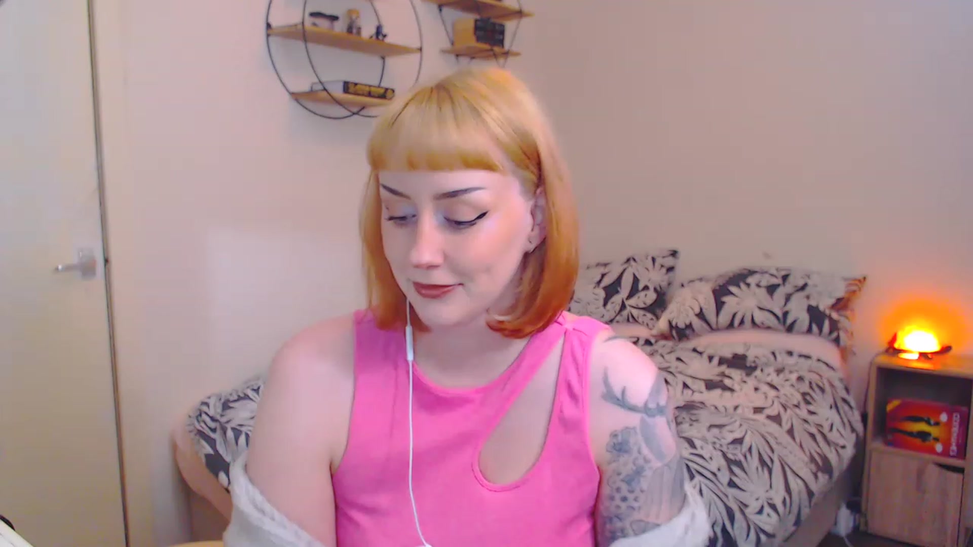 Gallery image thumbnail from MsXpertease's myfreecams stream on, 03/13/2023, 07:42 image 5 of 20