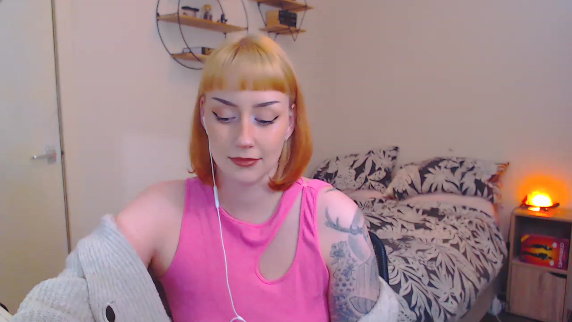 Gallery image thumbnail from MsXpertease's myfreecams stream on, 03/13/2023, 07:42 image 8 of 20