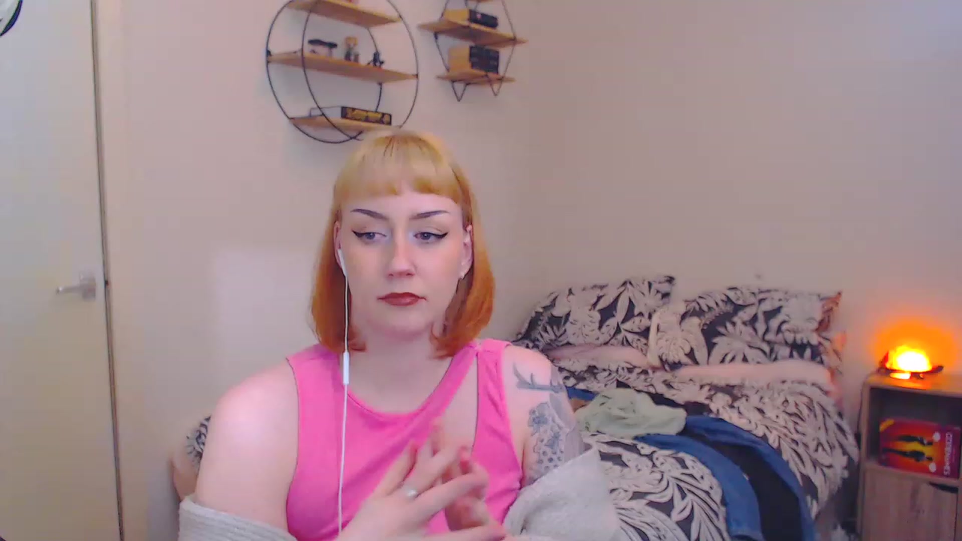 Gallery image thumbnail from MsXpertease's myfreecams stream on, 03/13/2023, 12:03 image 12 of 20