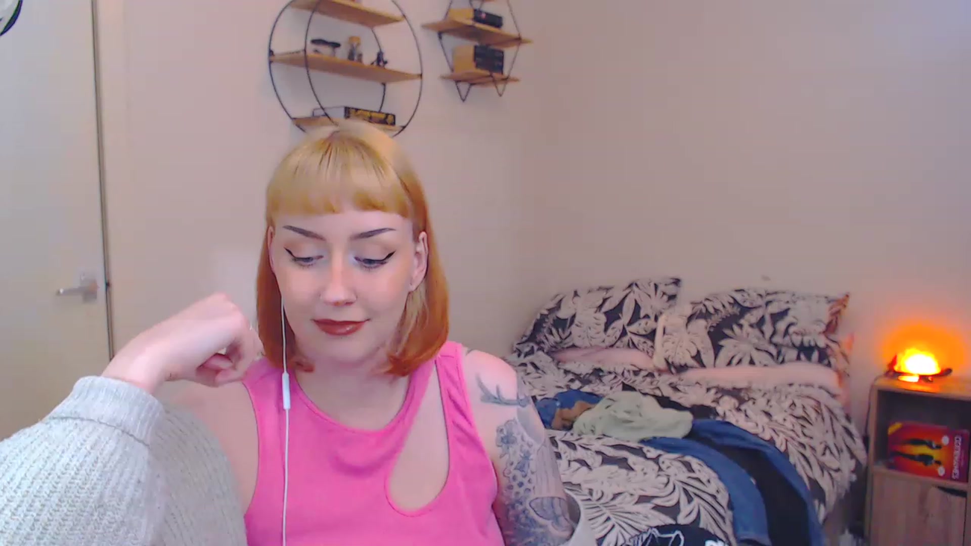 Gallery image thumbnail from MsXpertease's myfreecams stream on, 03/13/2023, 12:03 image 3 of 20