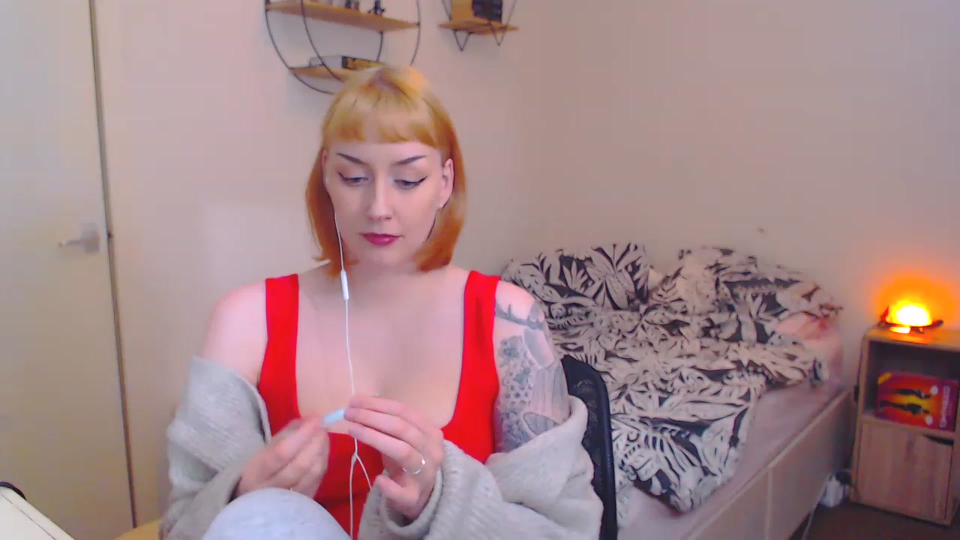 Gallery image thumbnail from MsXpertease's myfreecams stream on, 03/14/2023, 09:08 image 9 of 20