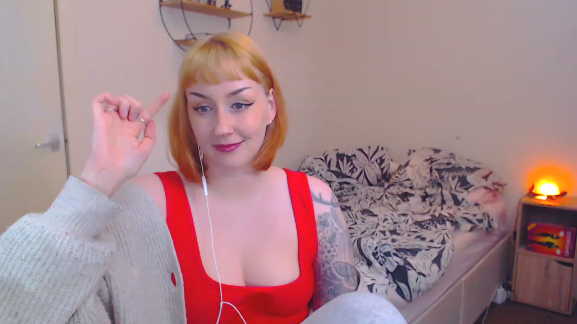 Gallery image thumbnail from MsXpertease's myfreecams stream on, 03/14/2023, 15:13 image 3 of 20